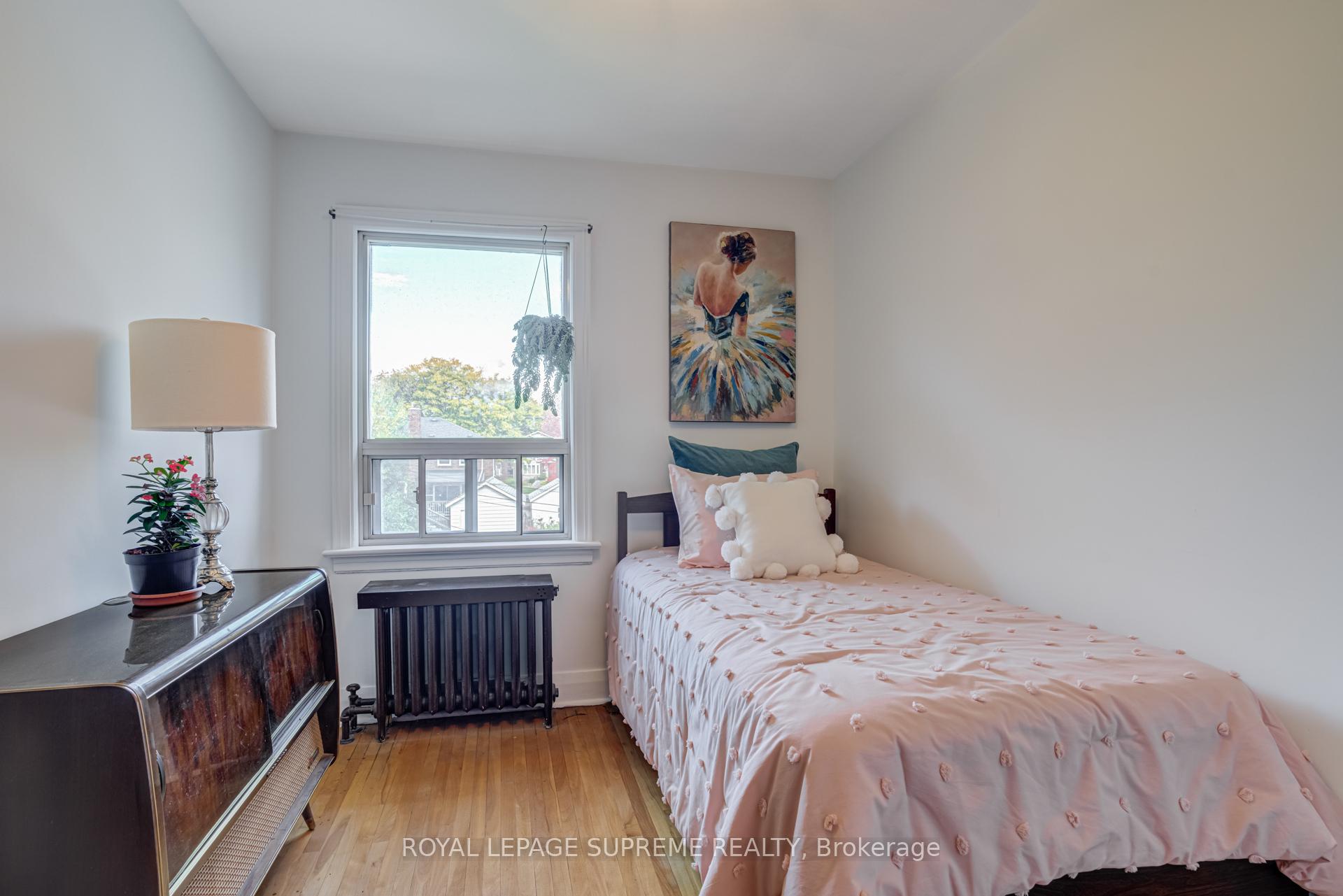 152 Parkhurst Boulevard, Toronto C11