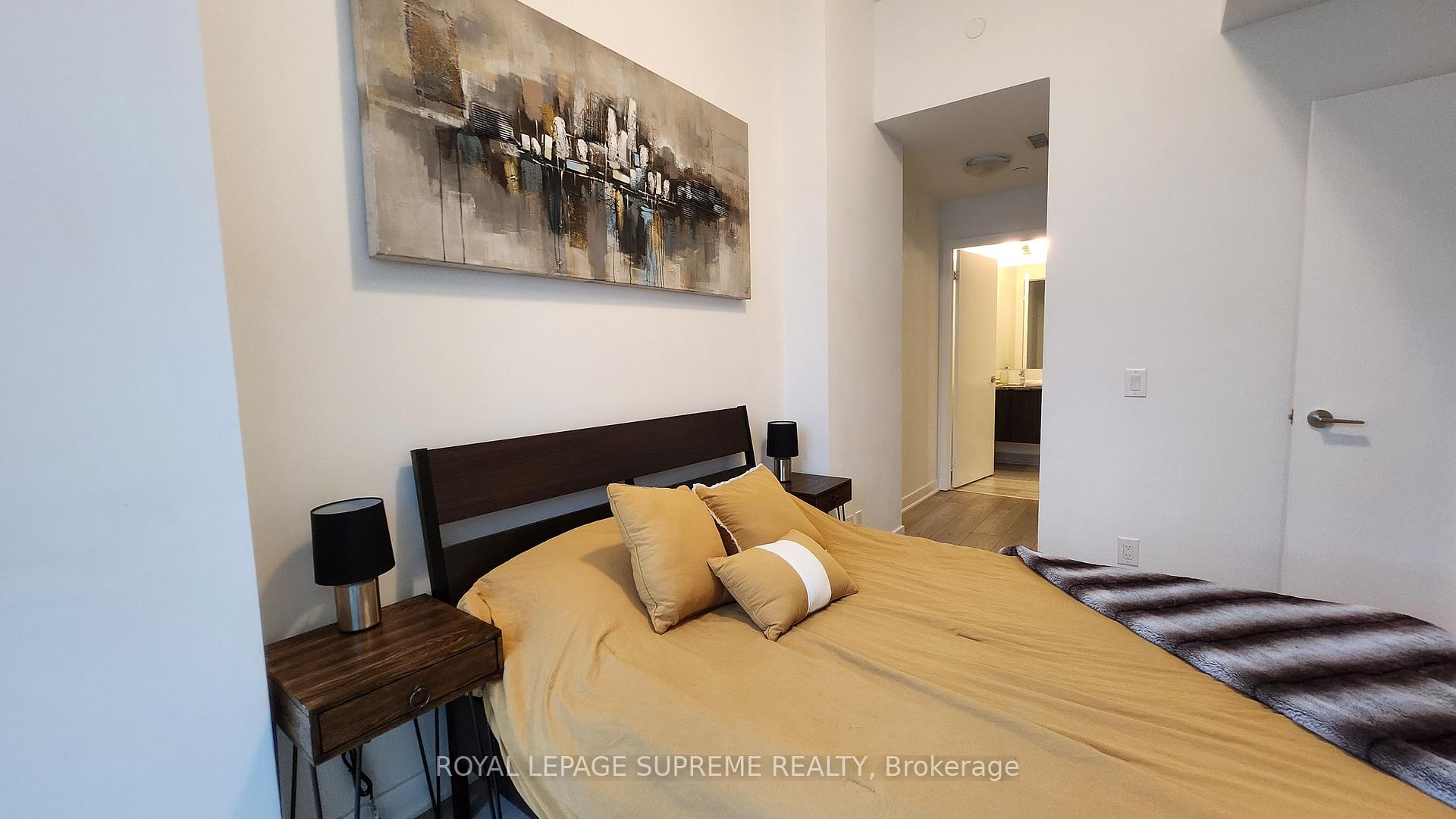 120 Parliament Street 817