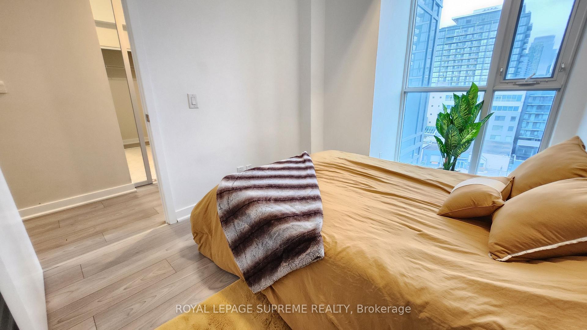 120 Parliament Street 817