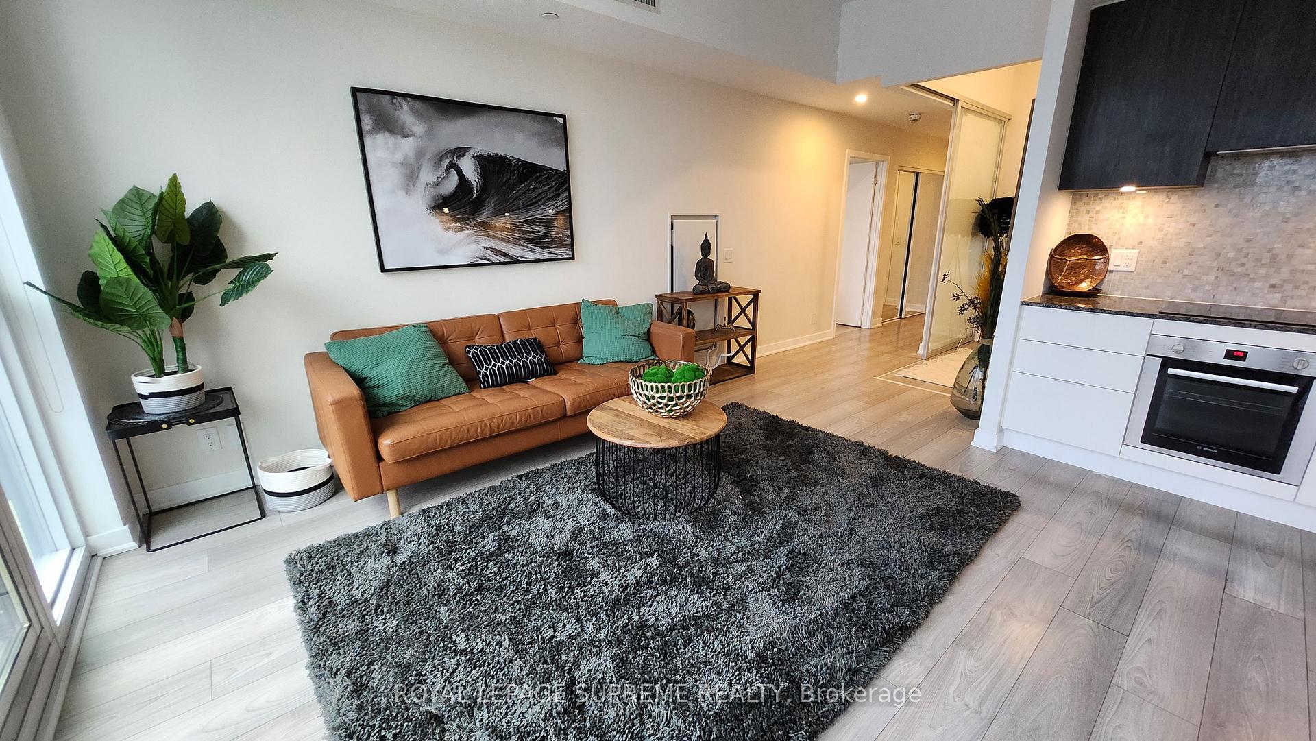 120 Parliament Street 817