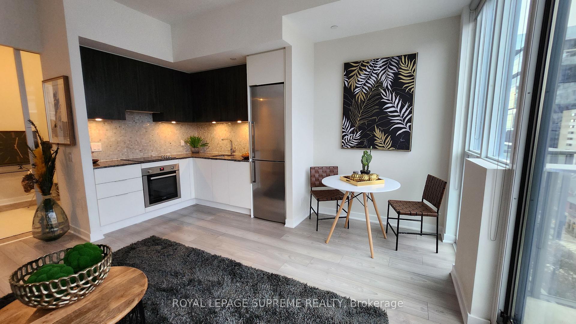 120 Parliament Street 817