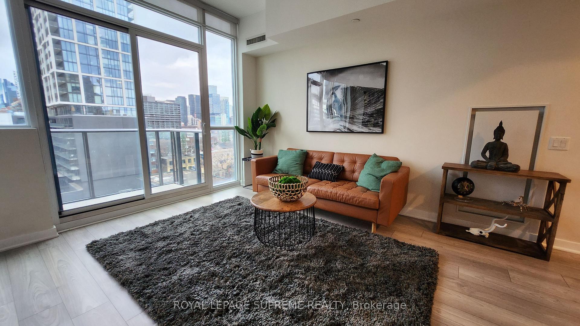 120 Parliament Street 817