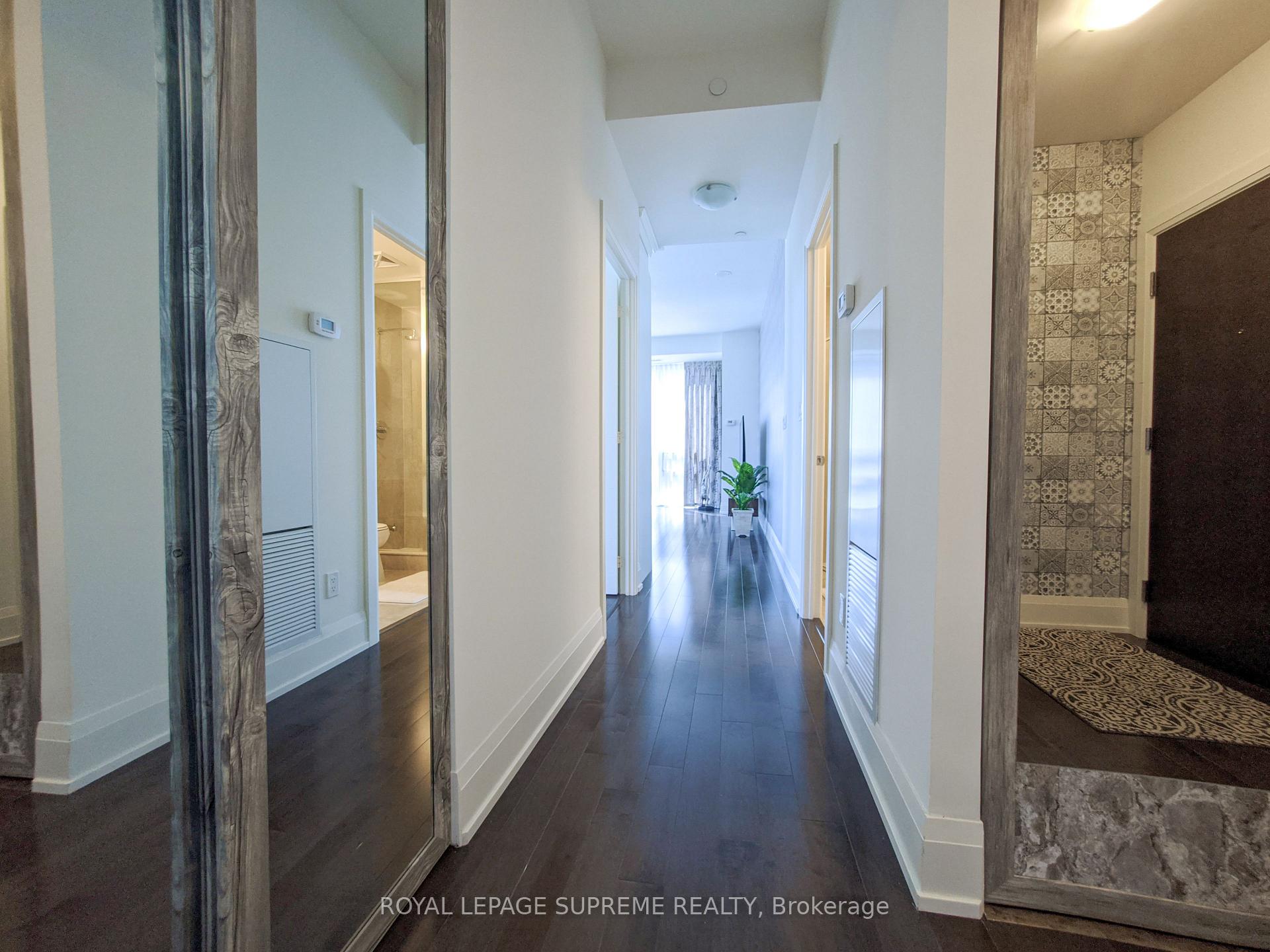 460 Adelaide Street PH121