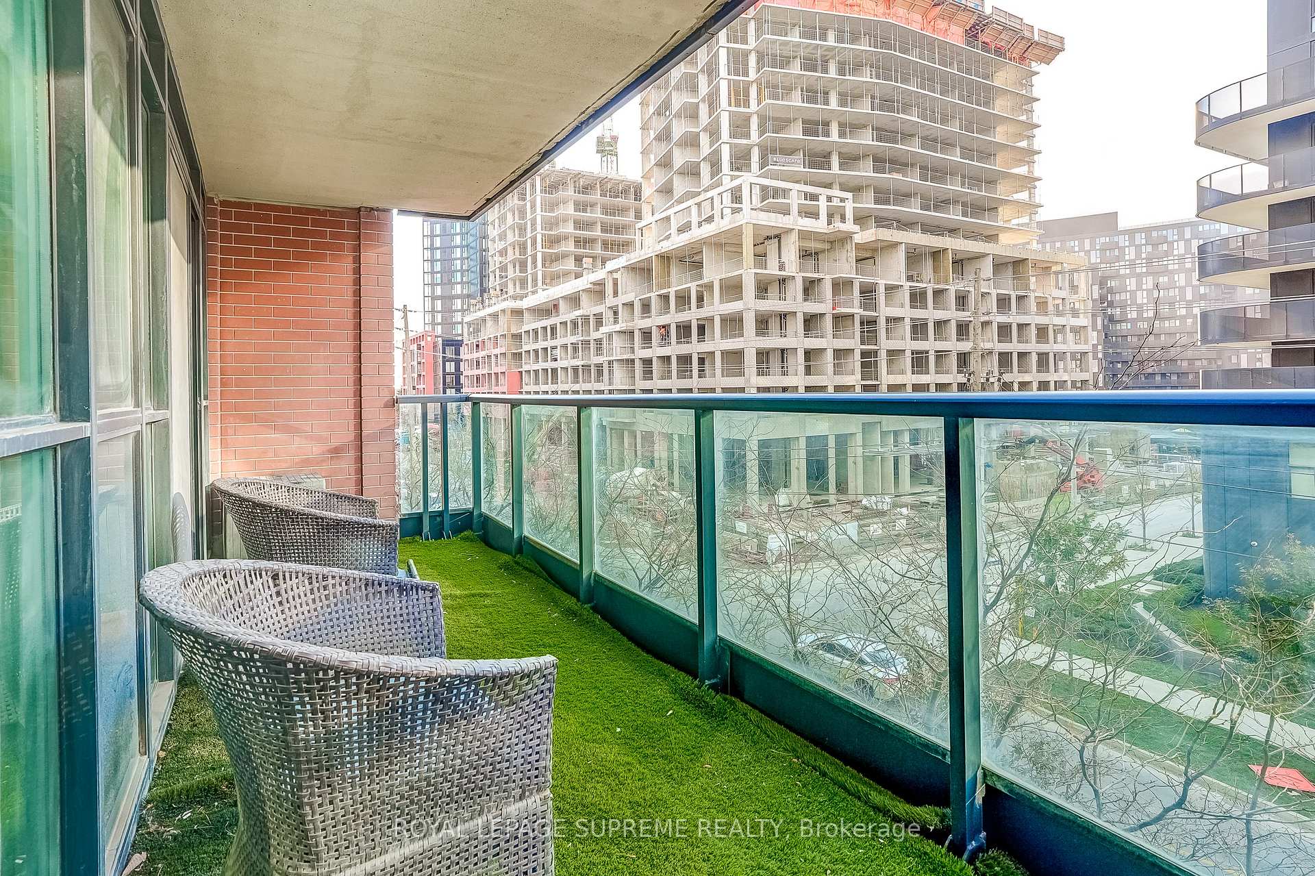 525 wilson Avenue 459