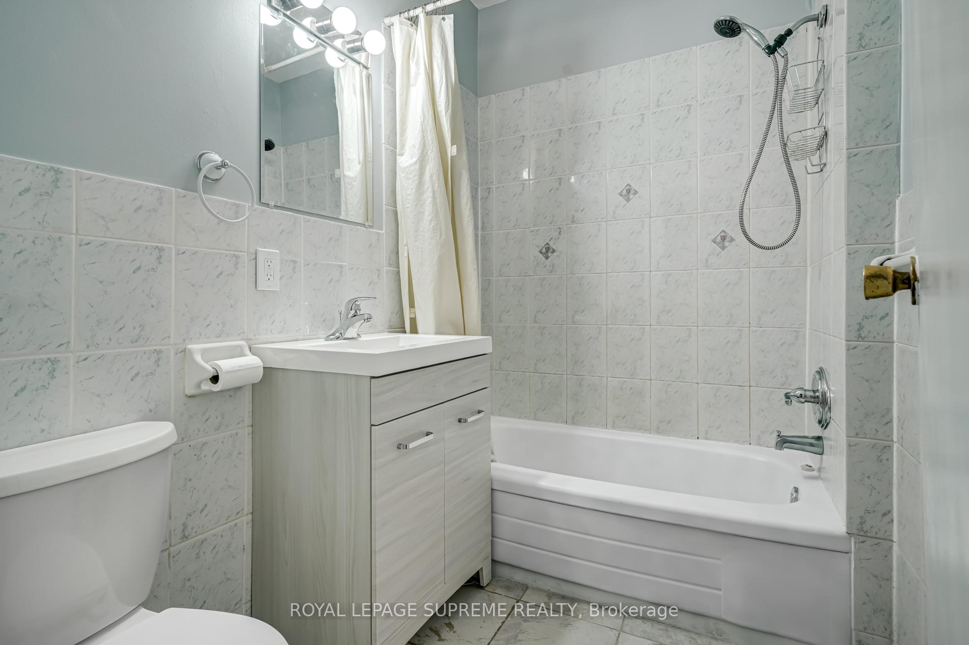 334 Crawford Street Main