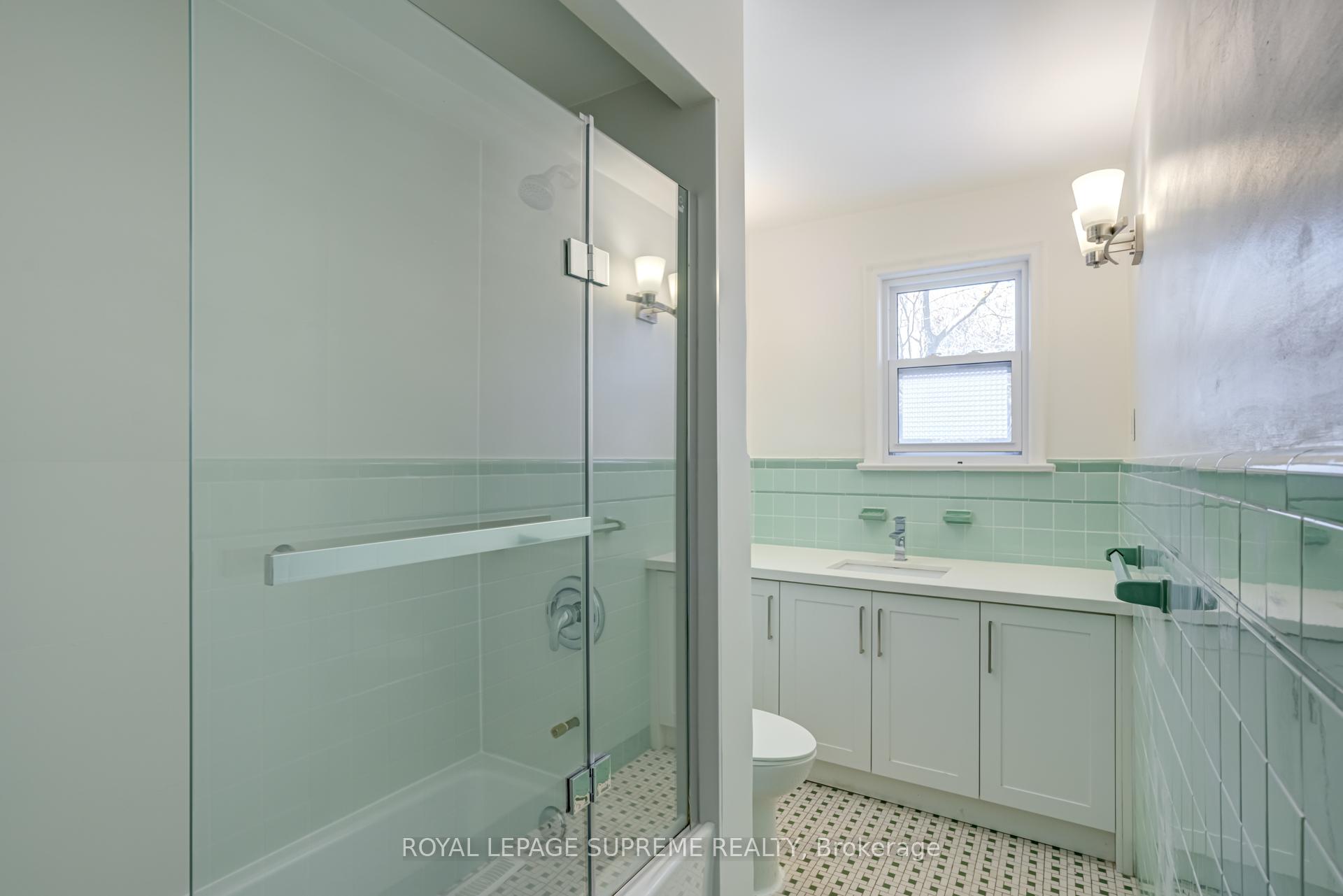 214 Churchill Avenue