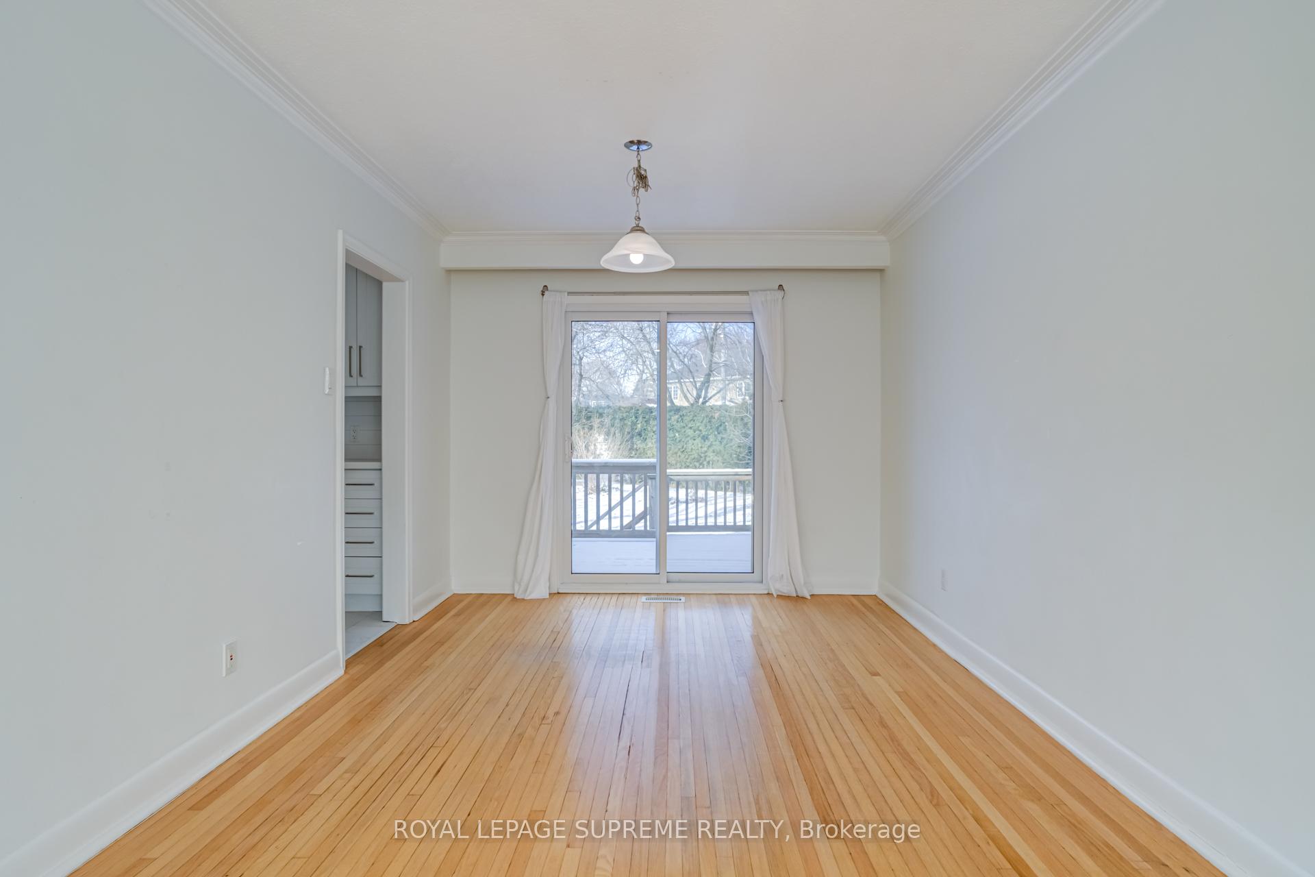 214 Churchill Avenue