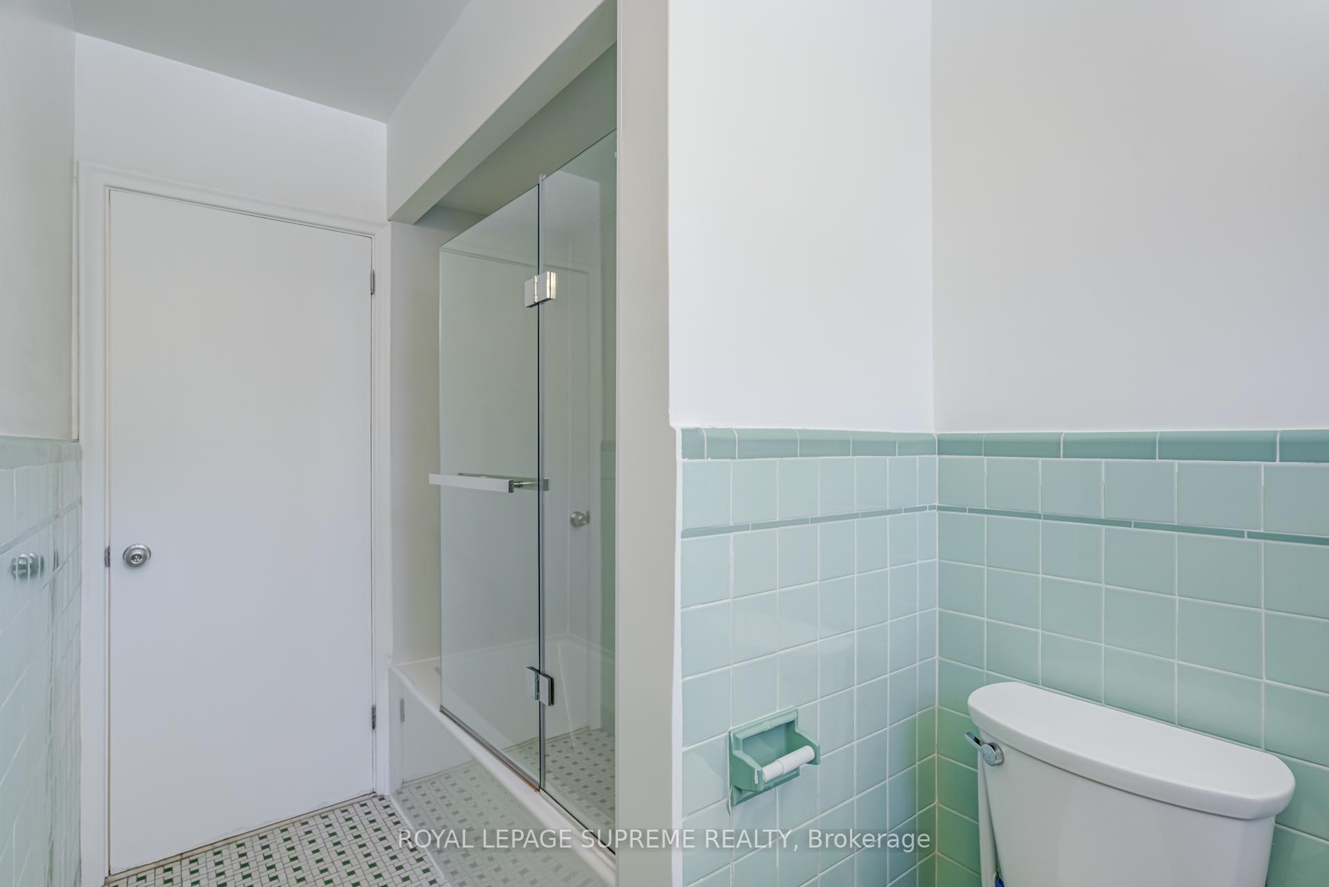 214 Churchill Avenue