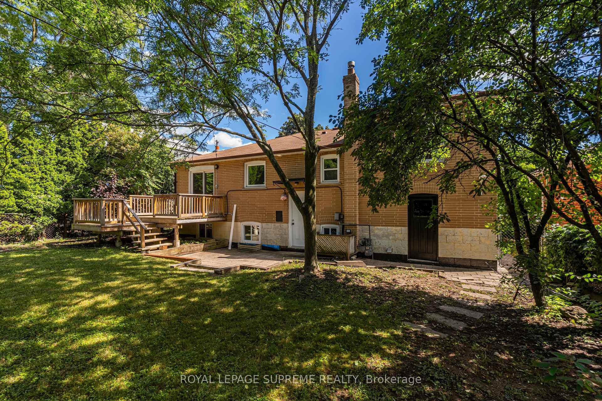 214 Churchill Avenue