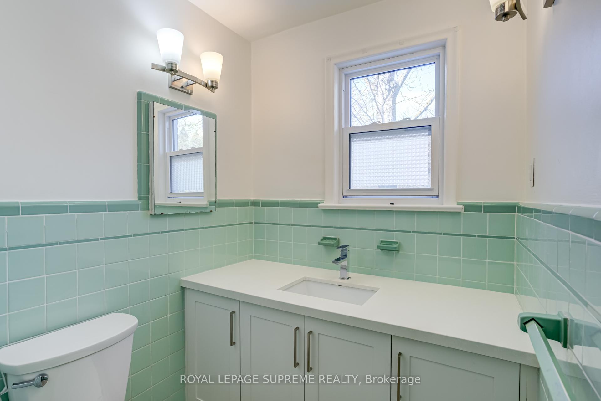 214 Churchill Avenue