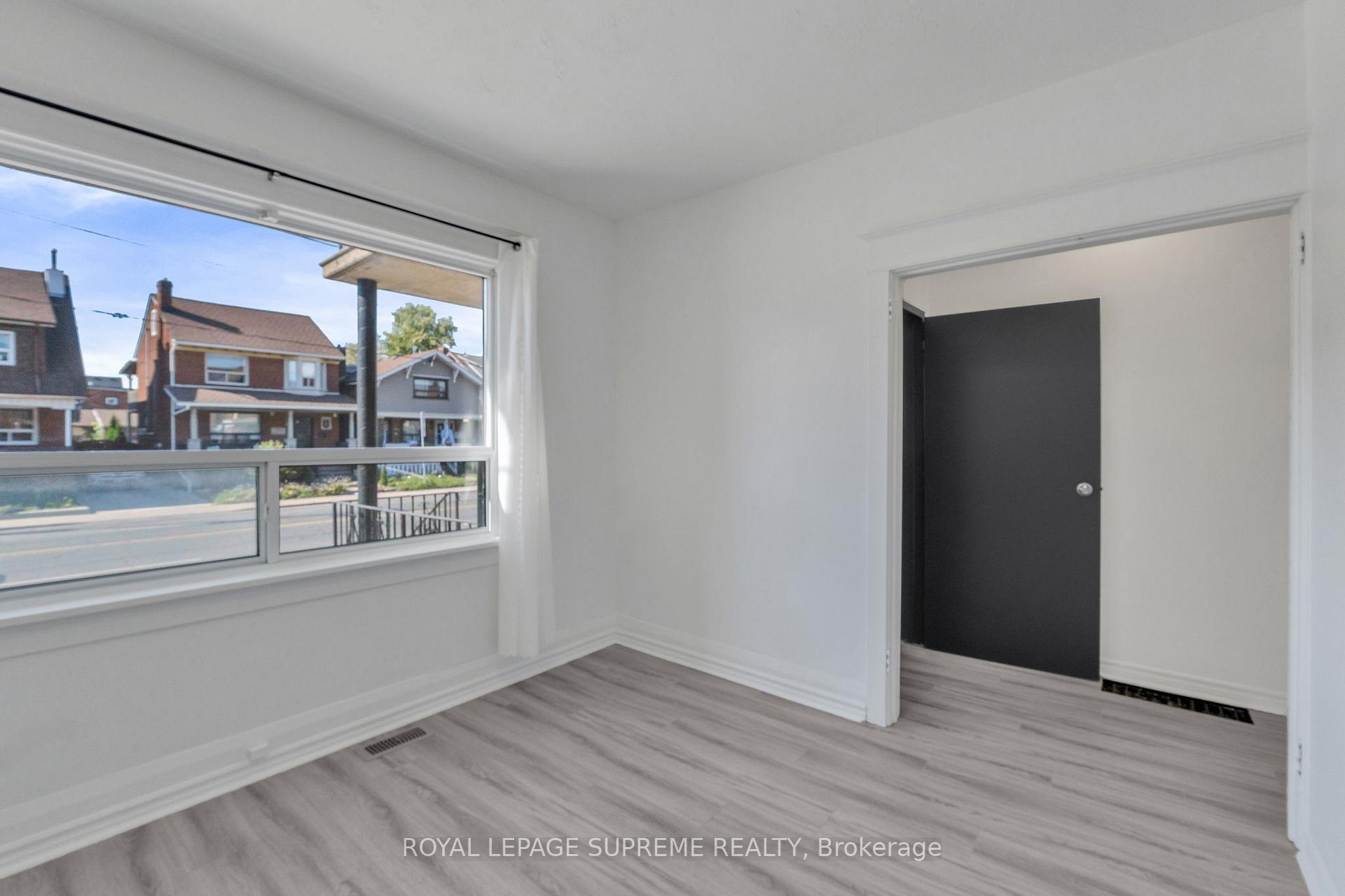 1837 Dufferin Street