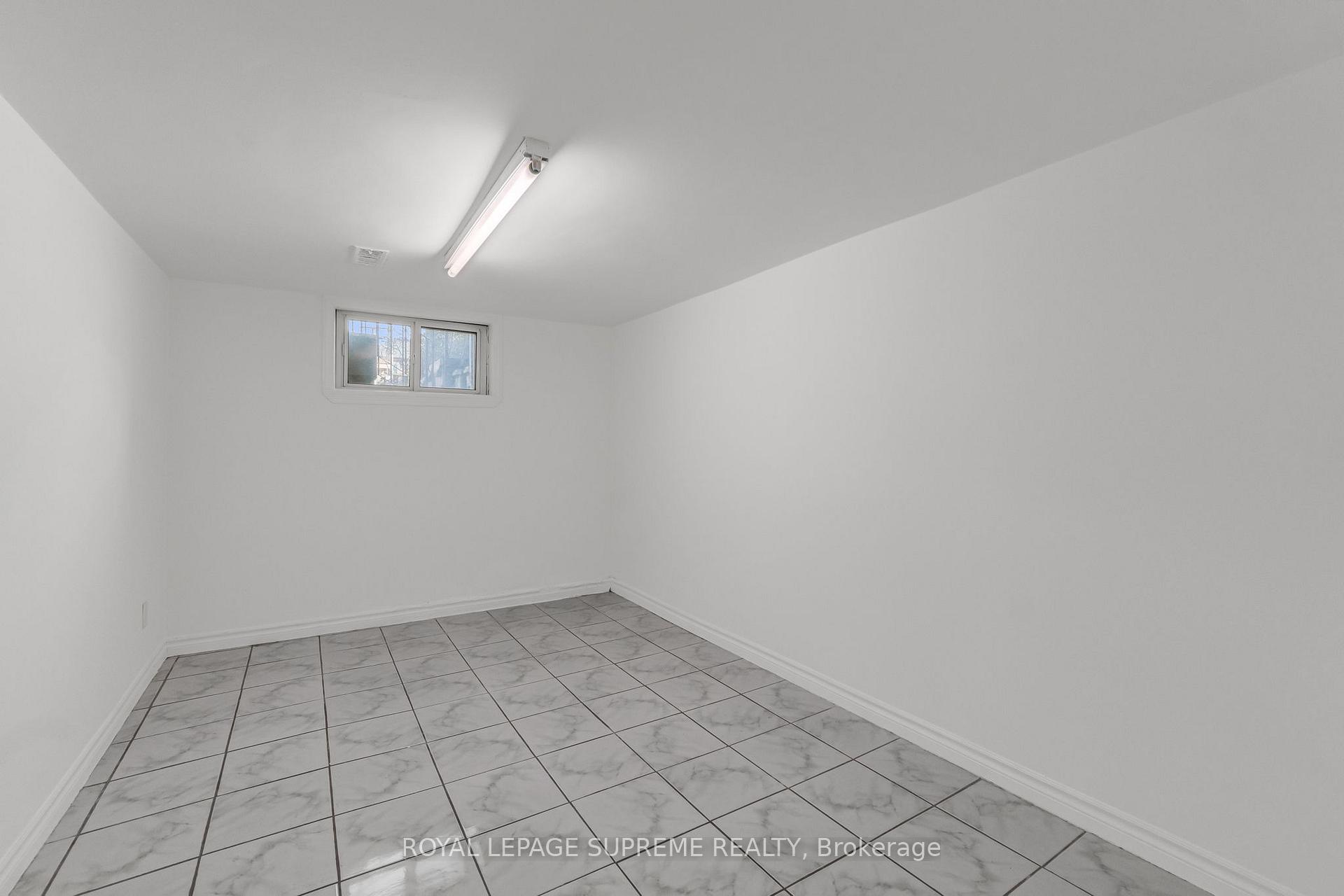 1837 Dufferin Street