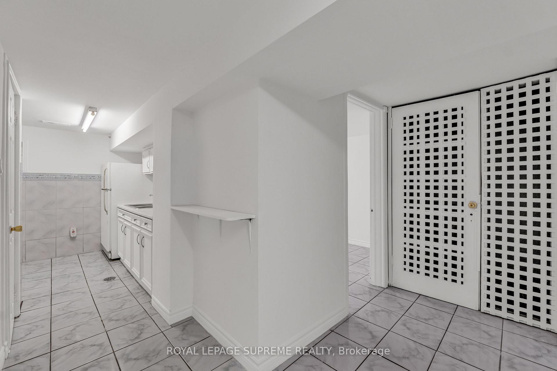 1837 Dufferin Street