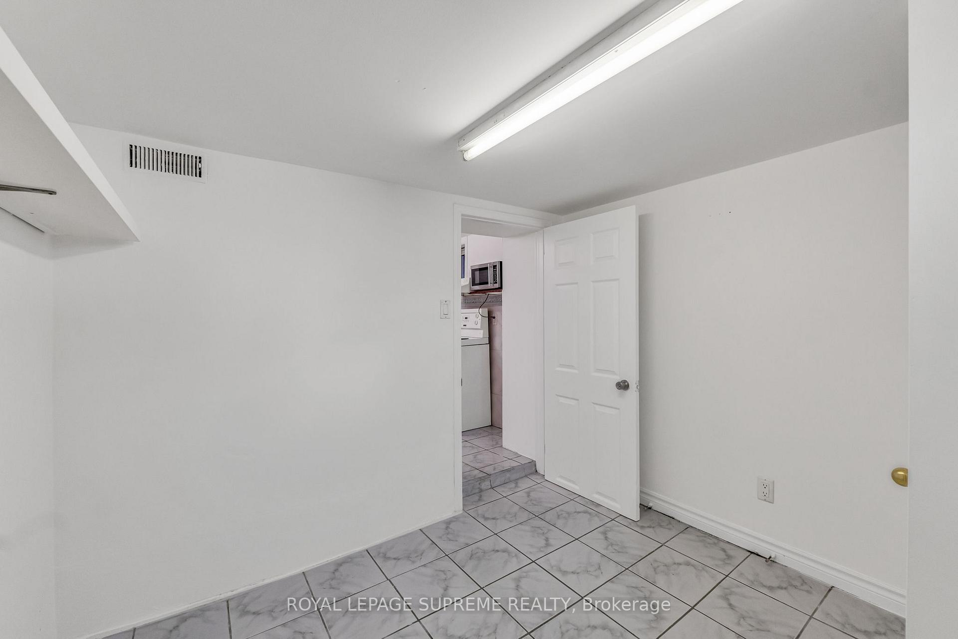 1837 Dufferin Street