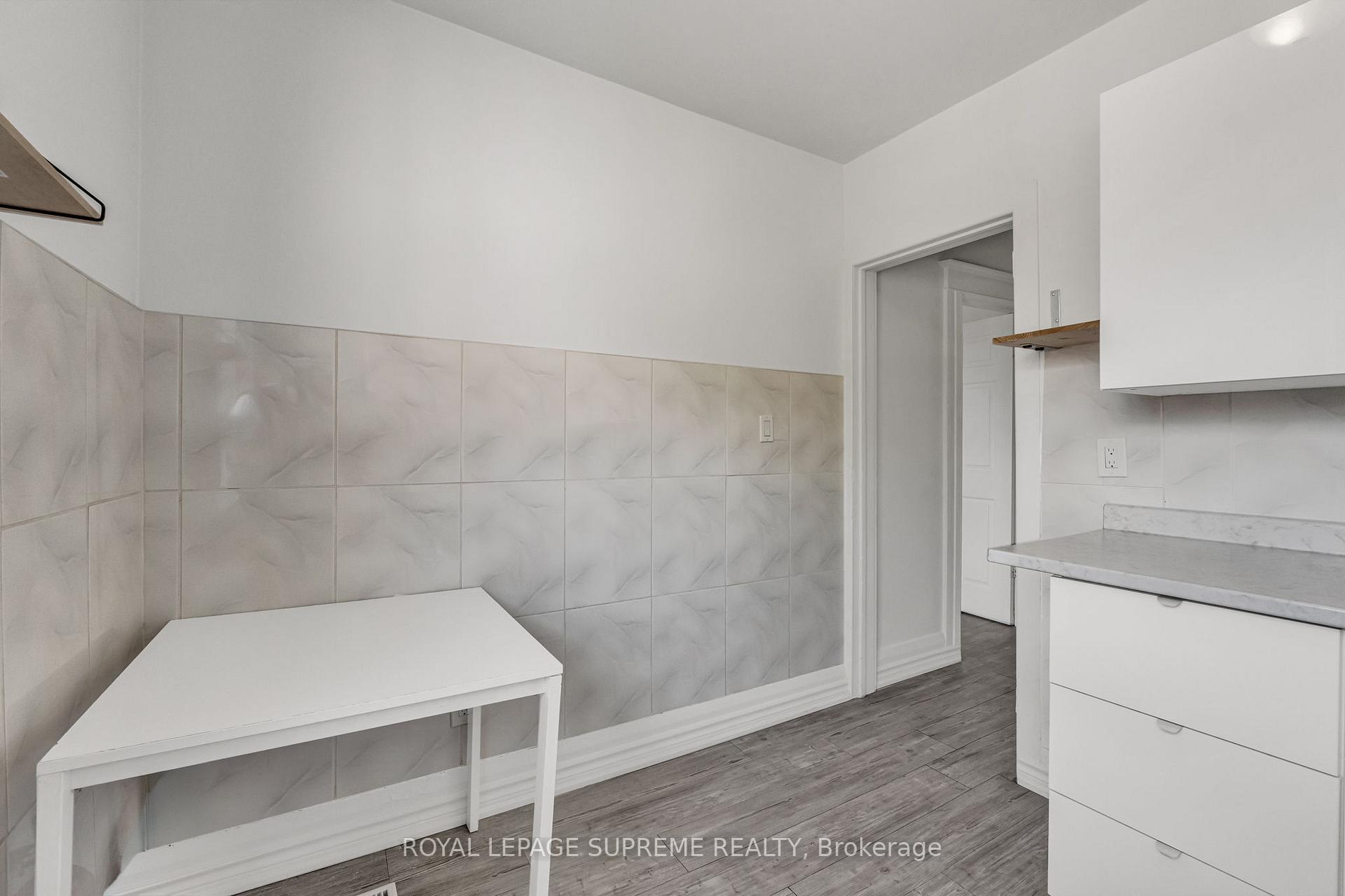 1837 Dufferin Street