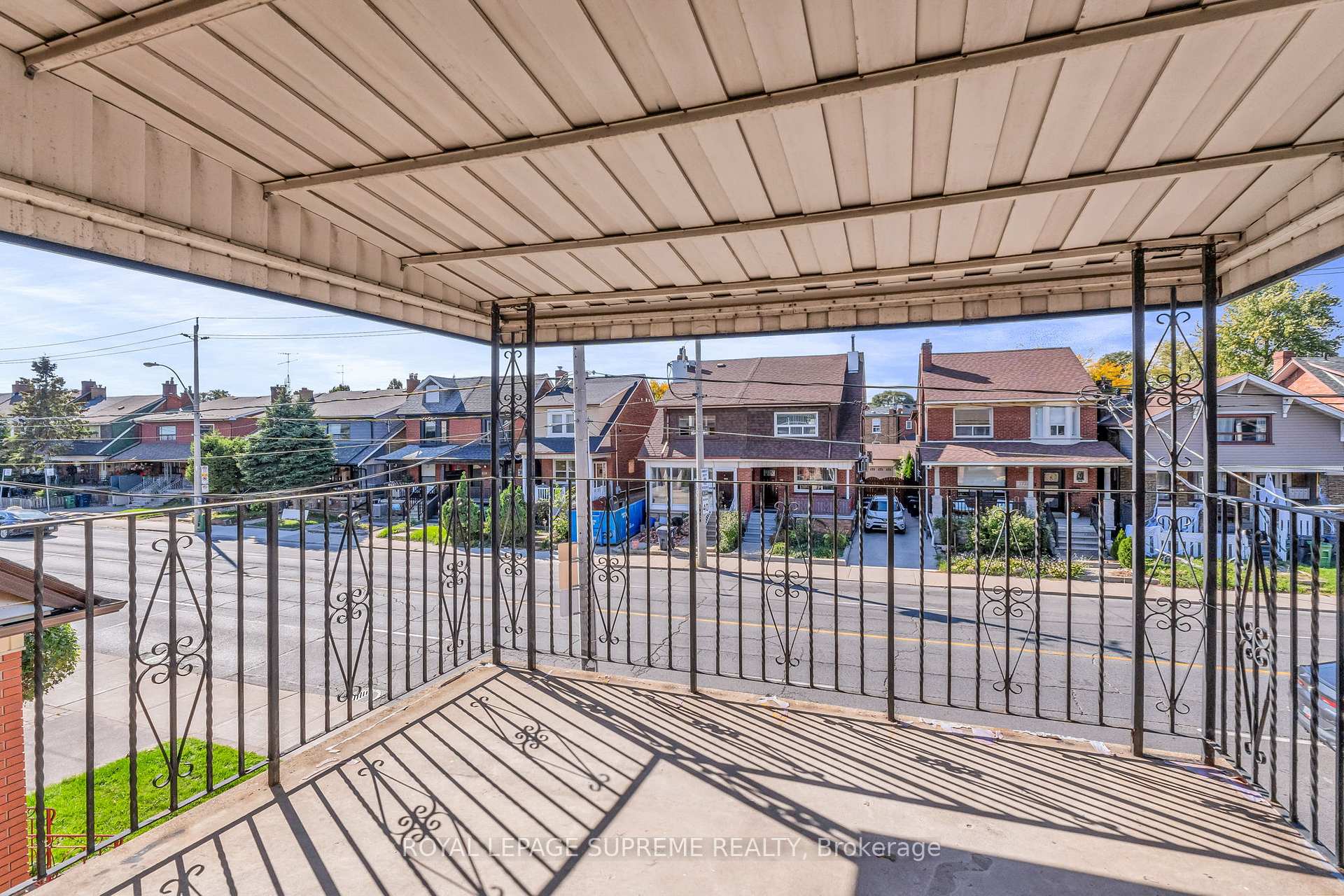 1837 Dufferin Street