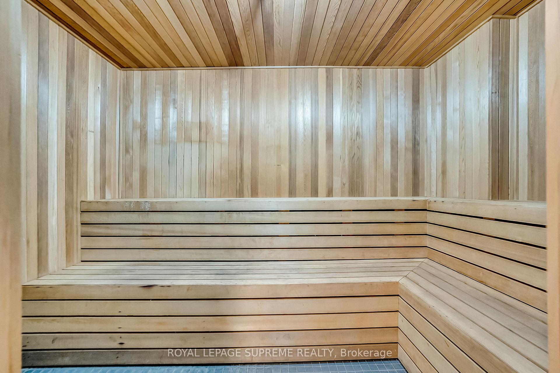 1900 Sheppard Avenue E 1909