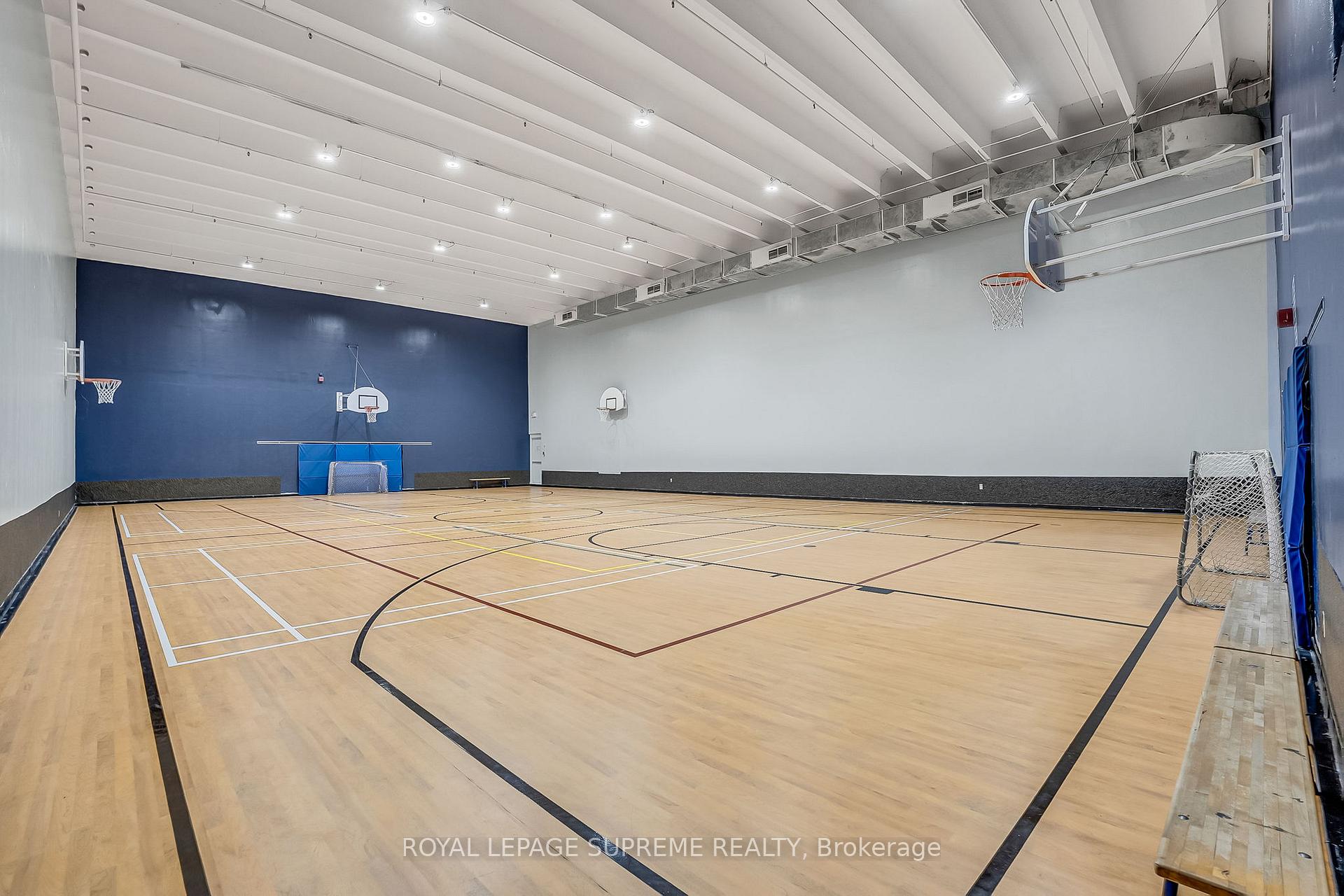 1900 Sheppard Avenue E 1909