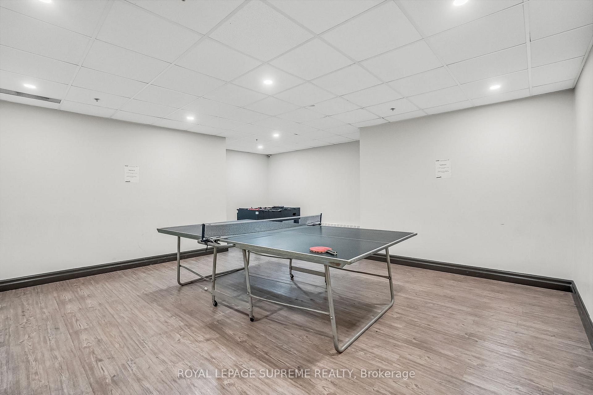 1900 Sheppard Avenue E 1909