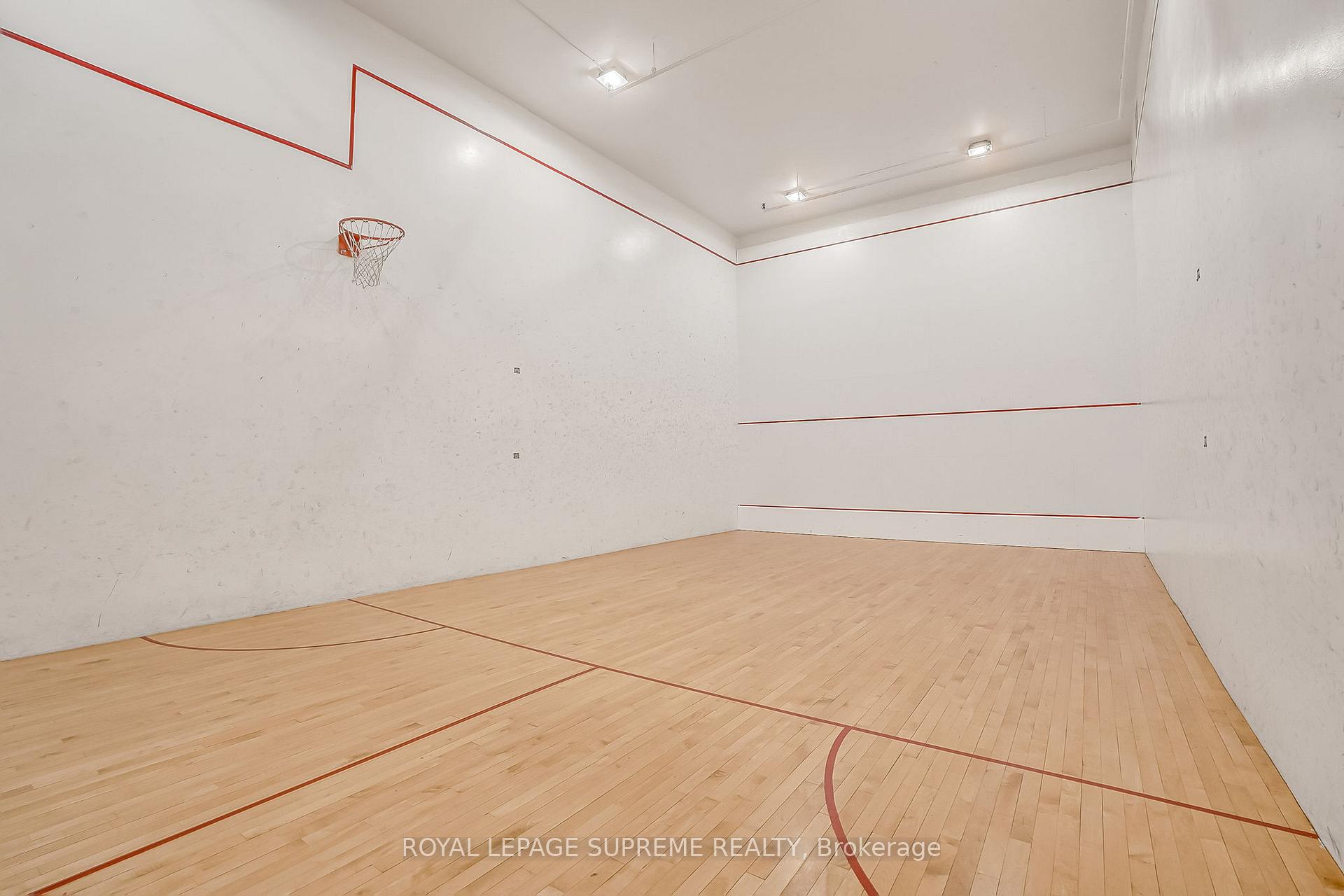 1900 Sheppard Avenue E 1909