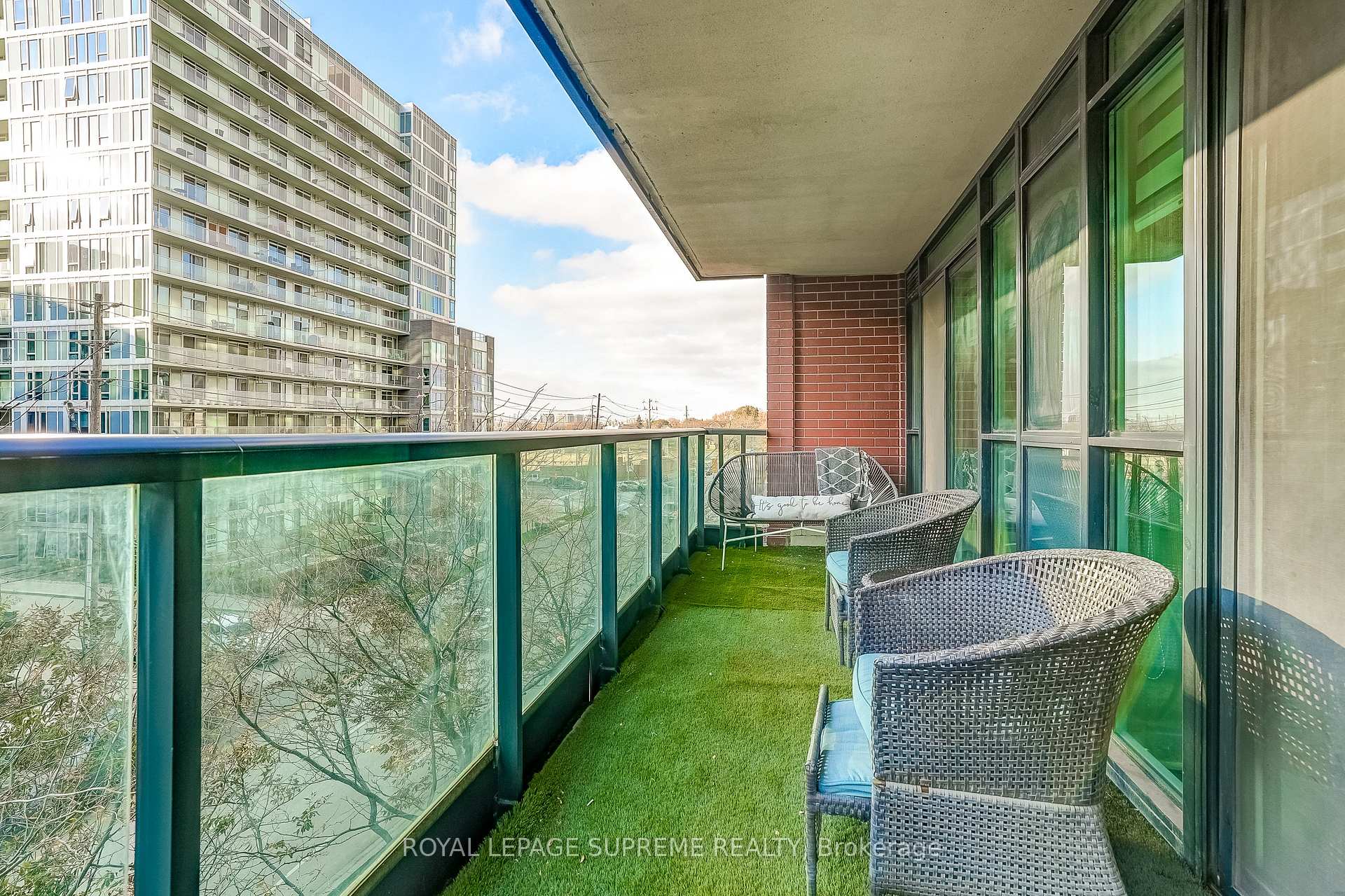 525 wilson Avenue 459