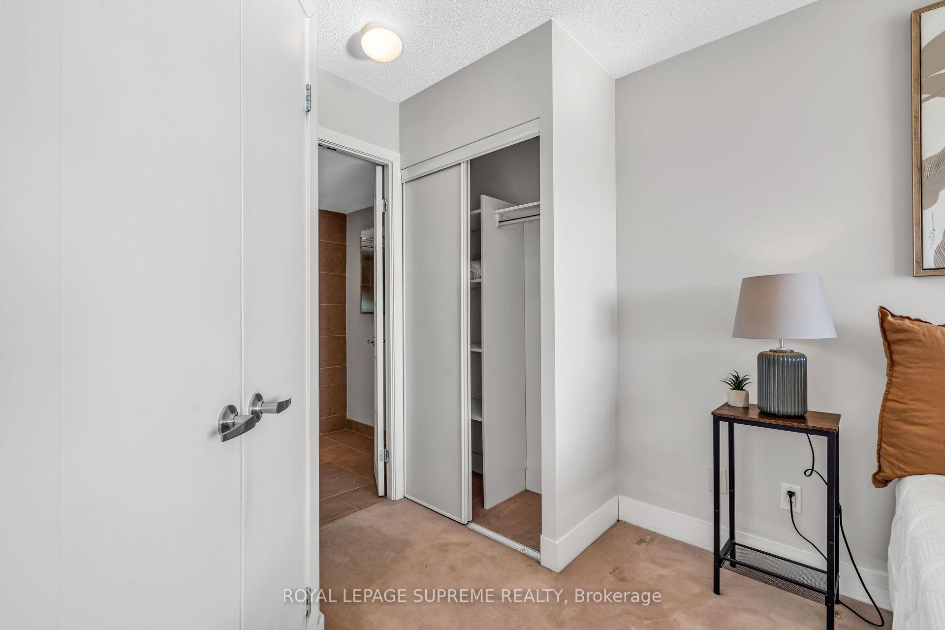 550 Queens Quay W 1226