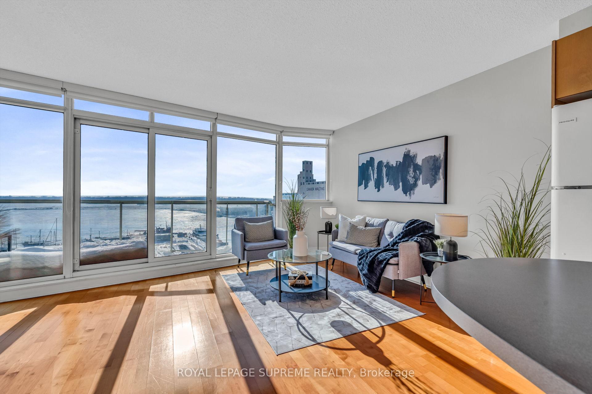550 Queens Quay W 1226