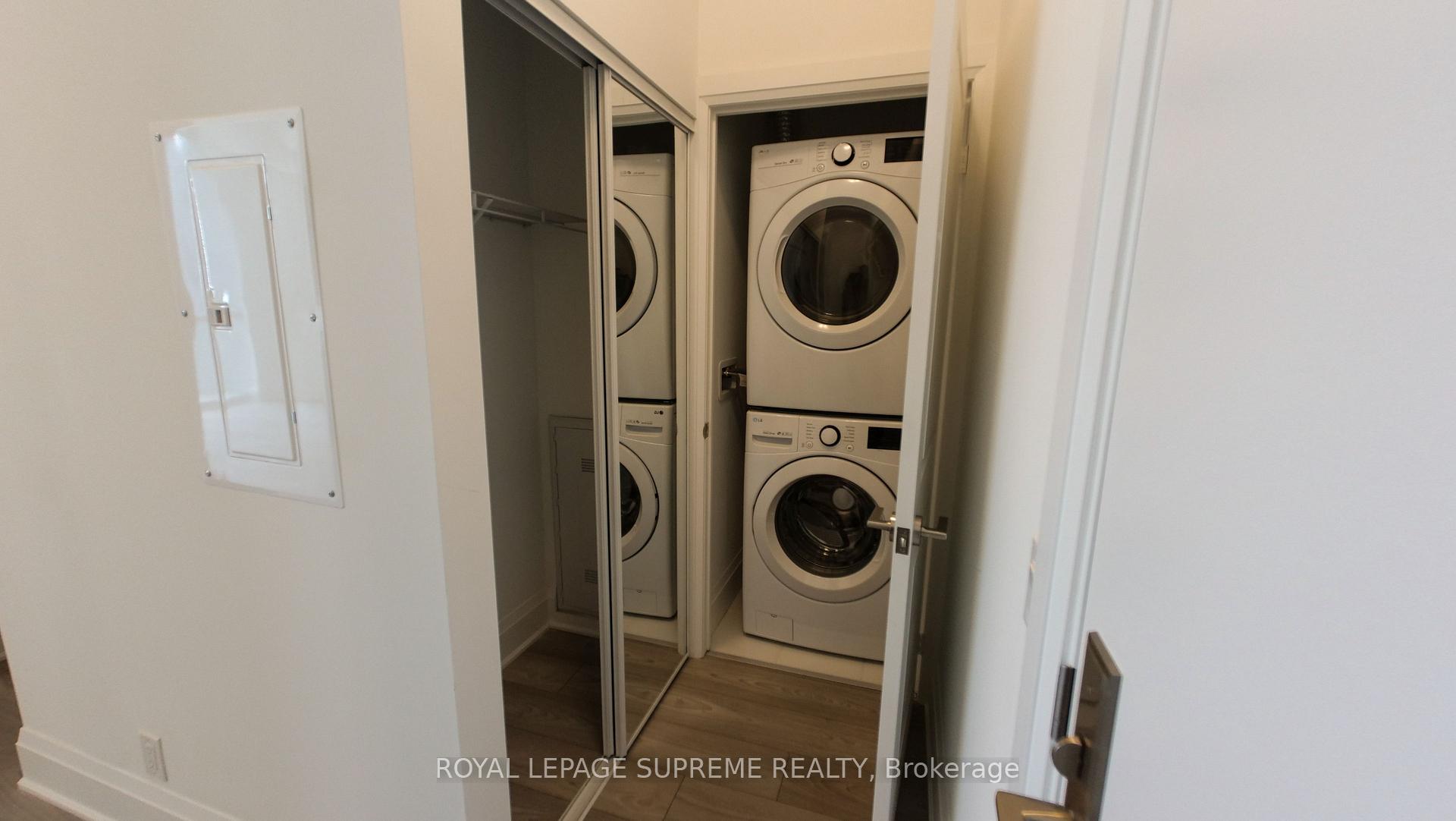 120 Parliament Street 913