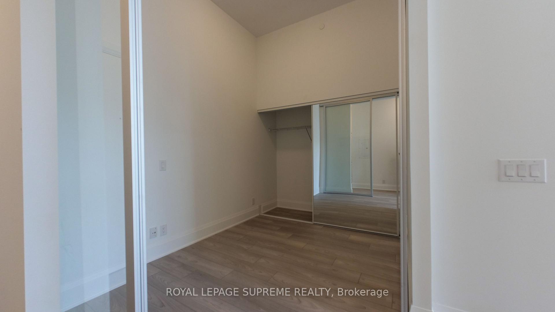 120 Parliament Street 913