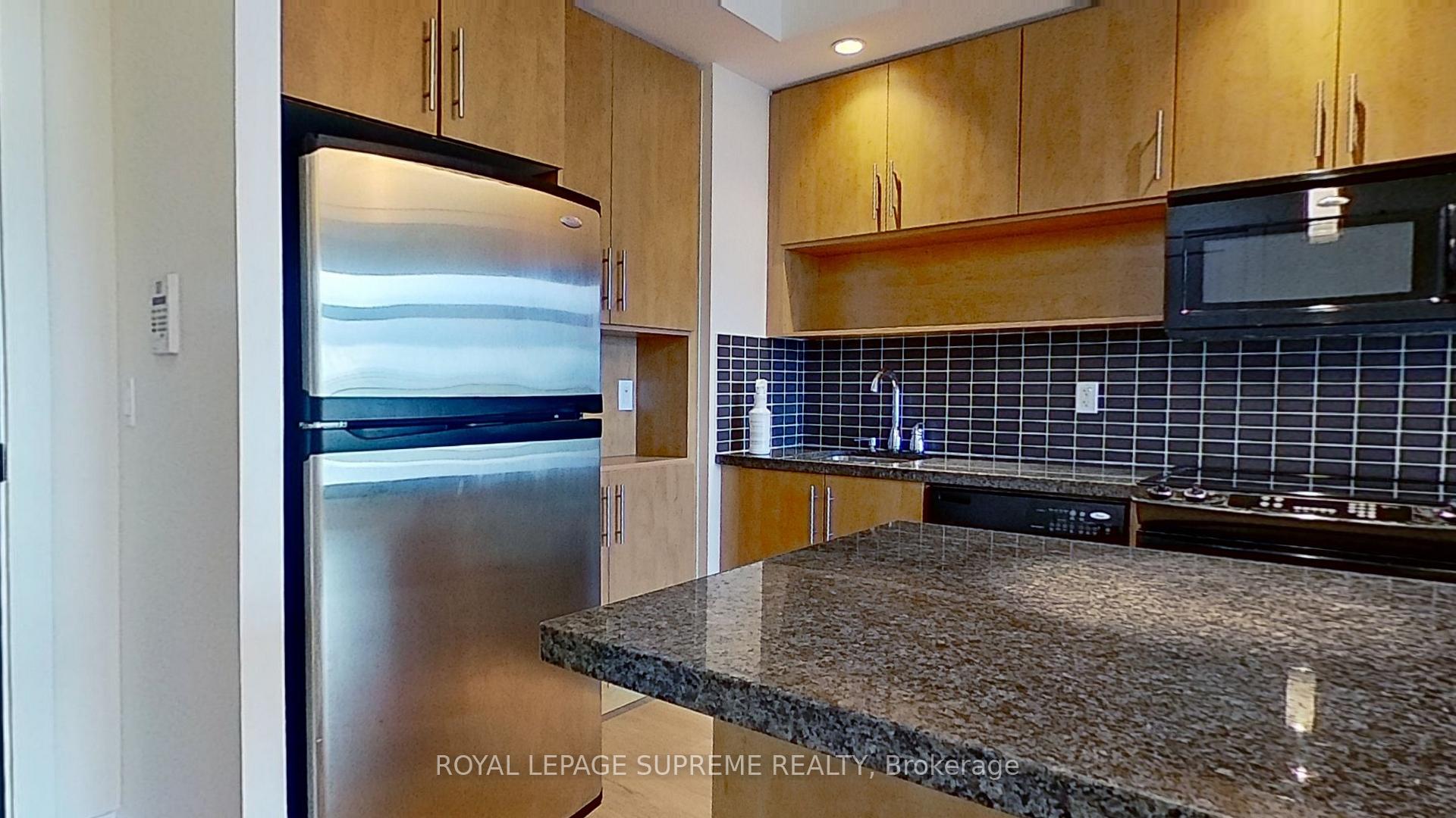 120 Homewood Avenue 2605