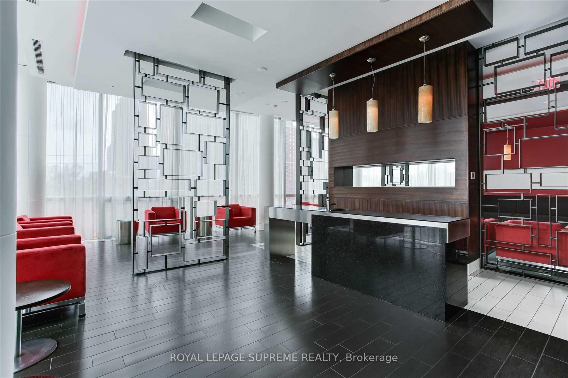 120 Homewood Avenue 2605