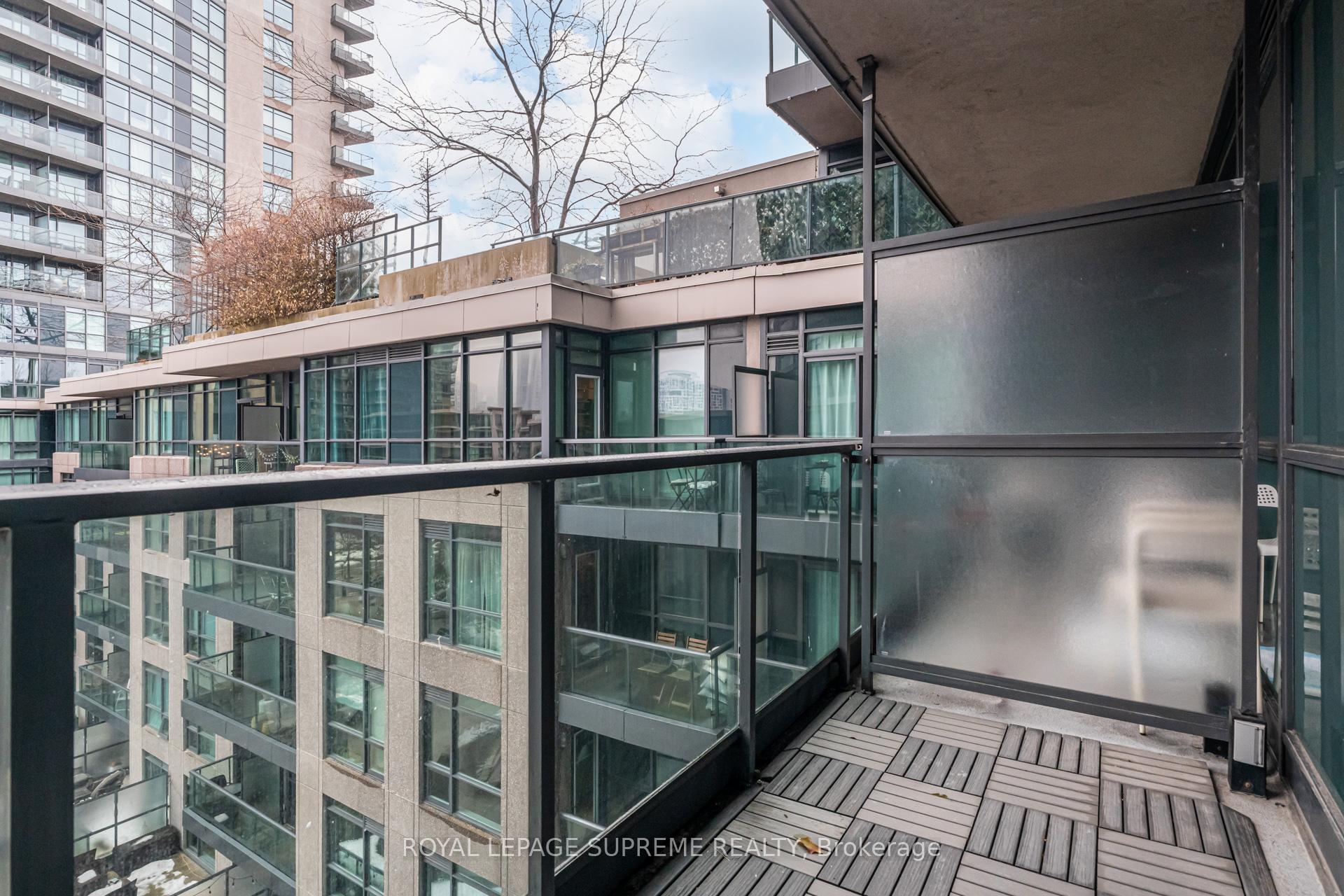 231 Fort York Boulevard 706