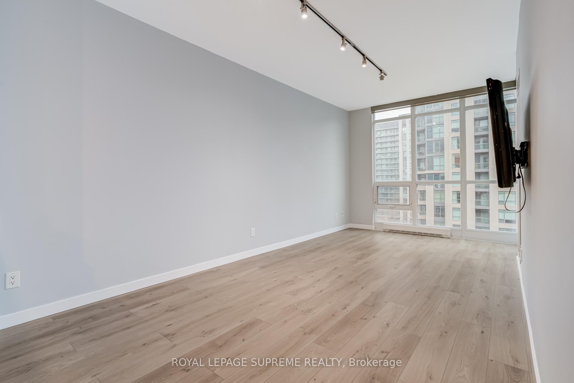 231 Fort York Boulevard 706