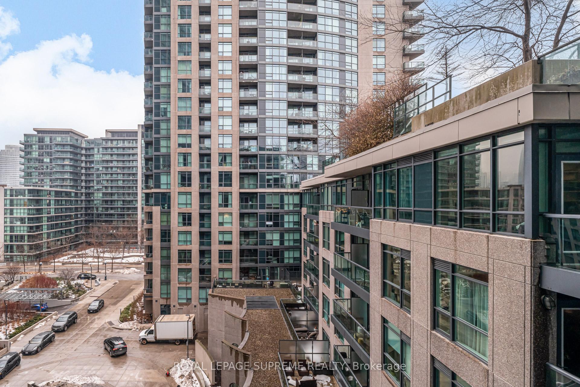 231 Fort York Boulevard 706