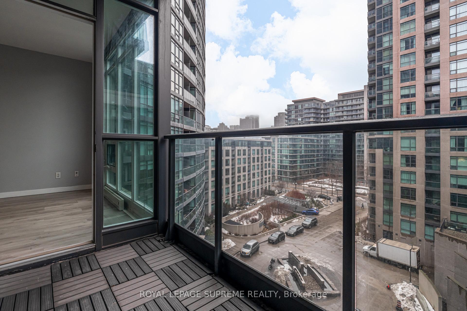 231 Fort York Boulevard 706