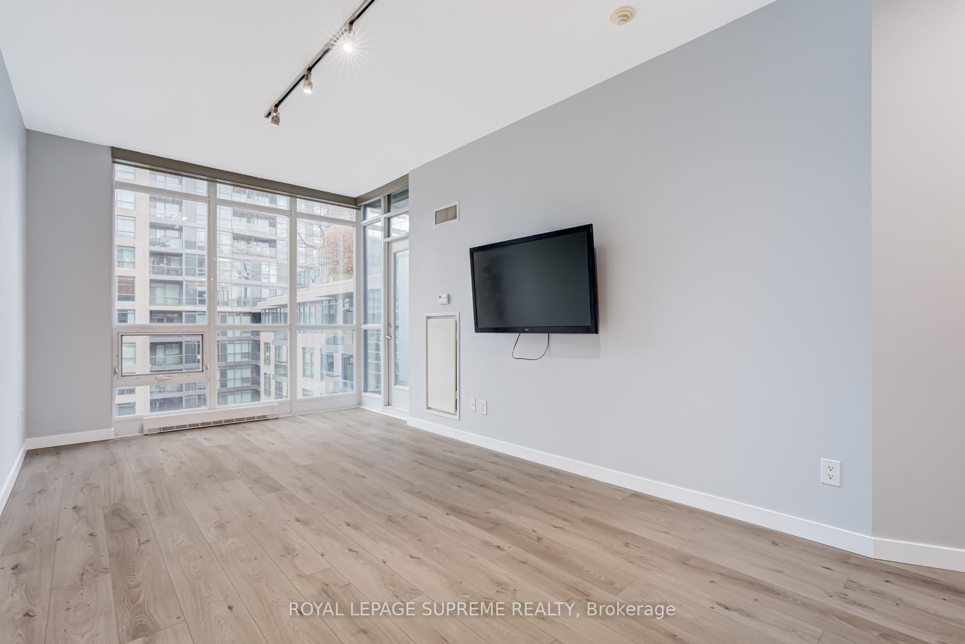 231 Fort York Boulevard 706