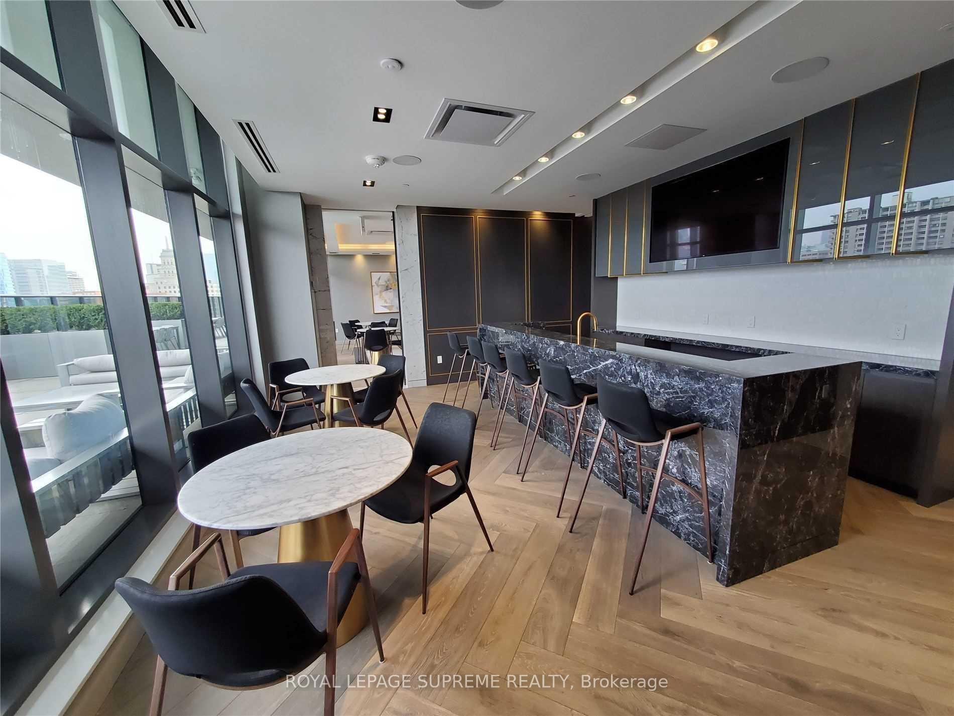 330 Richmond Street W 2208