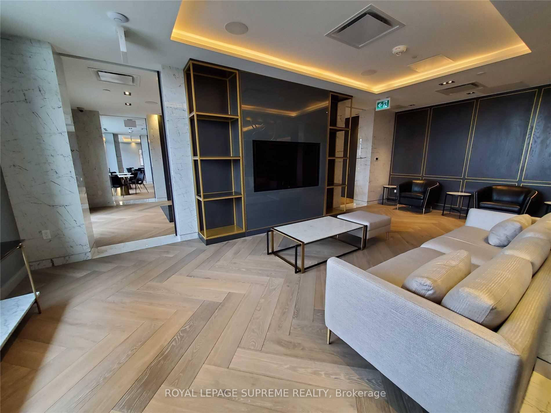 330 Richmond Street W 2208