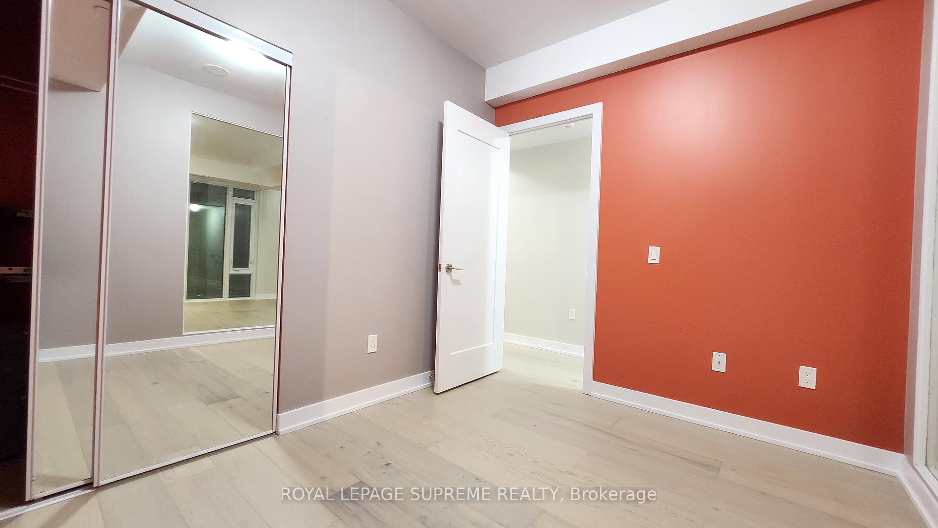 330 Richmond Street W 2208