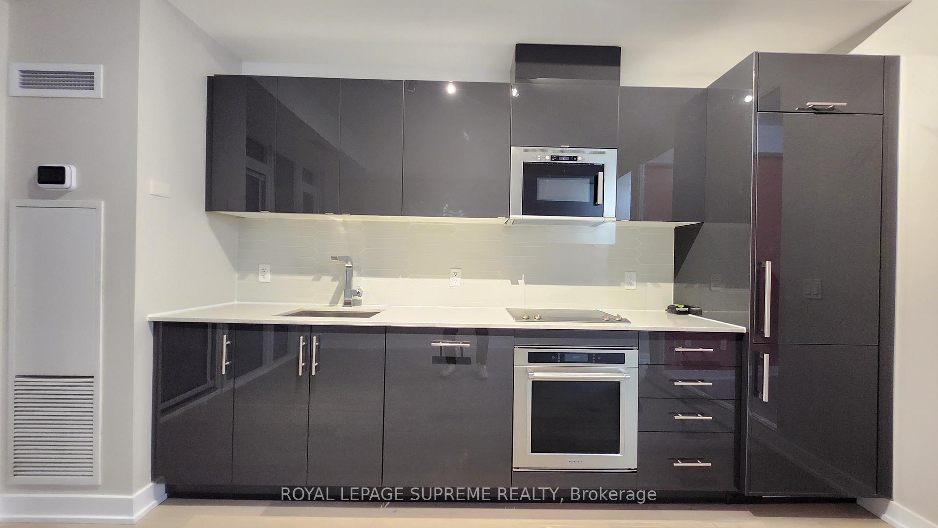 330 Richmond Street W 2208