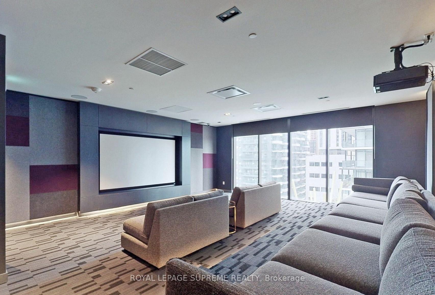 330 Richmond Street W 2208