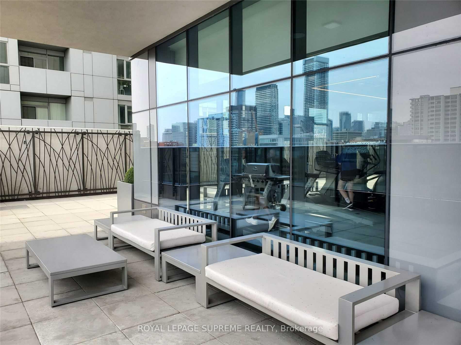 330 Richmond Street W 2208