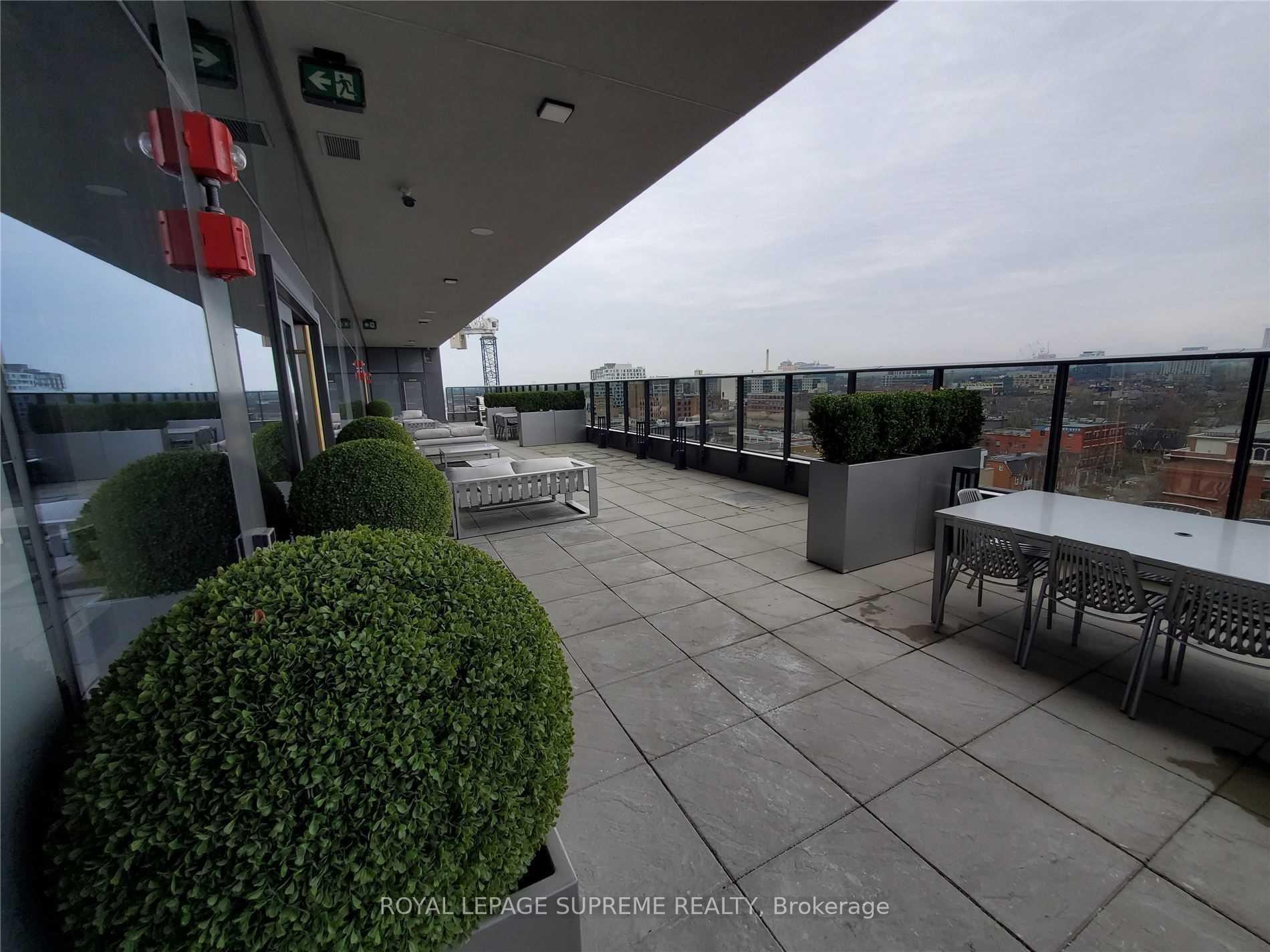 330 Richmond Street W 2208