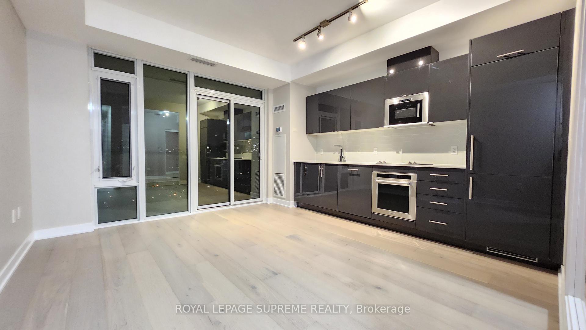 330 Richmond Street W 2208