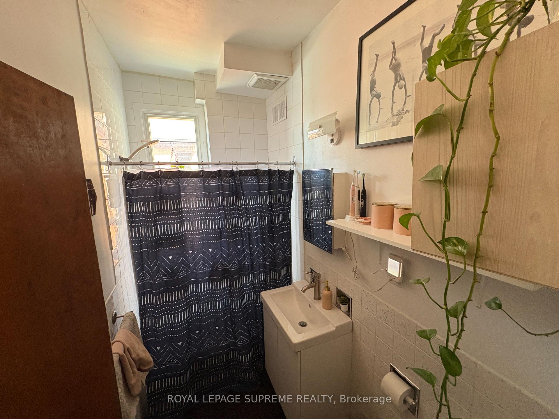 334 Crawford Street Upper