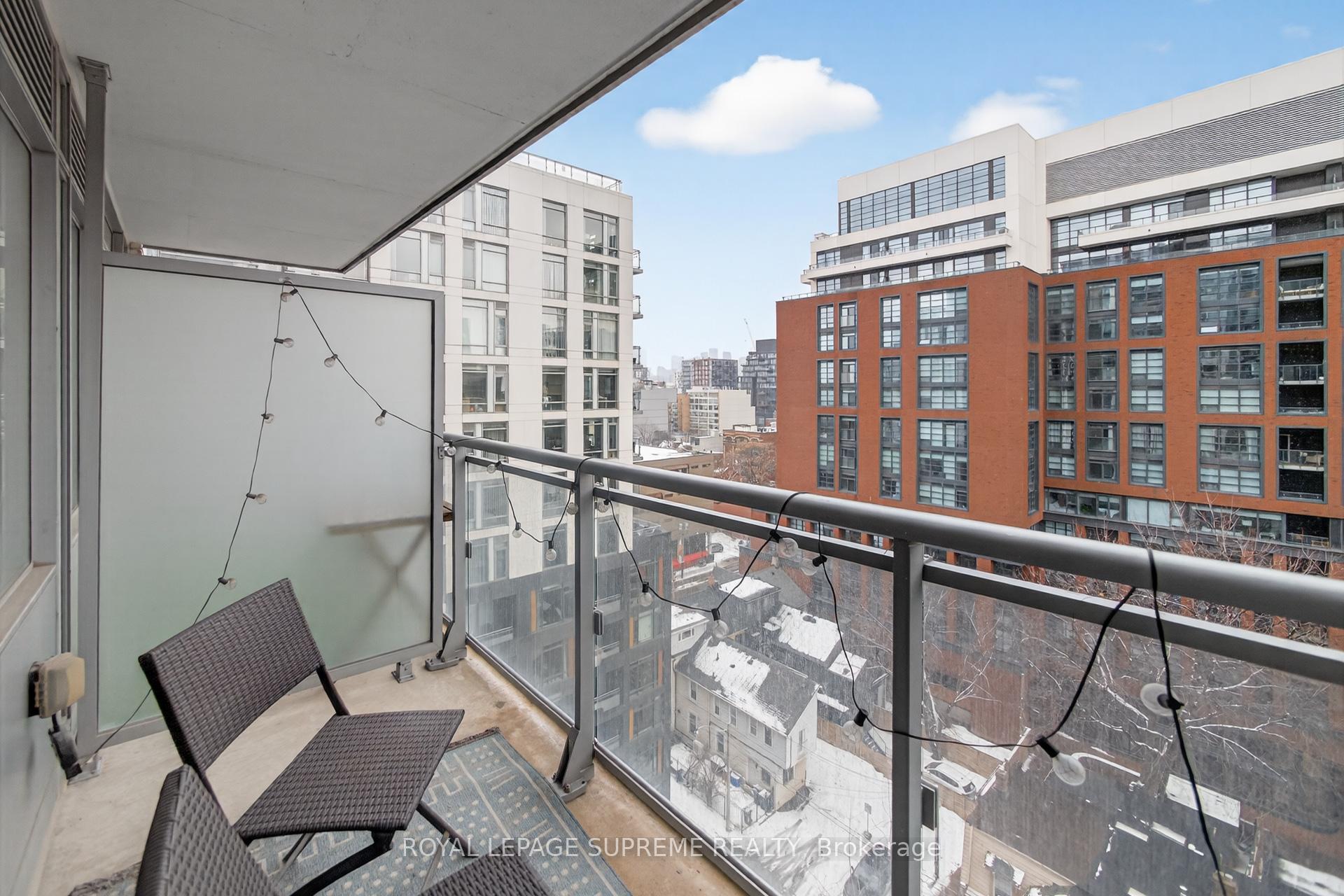 525 Adelaide Street W 1224