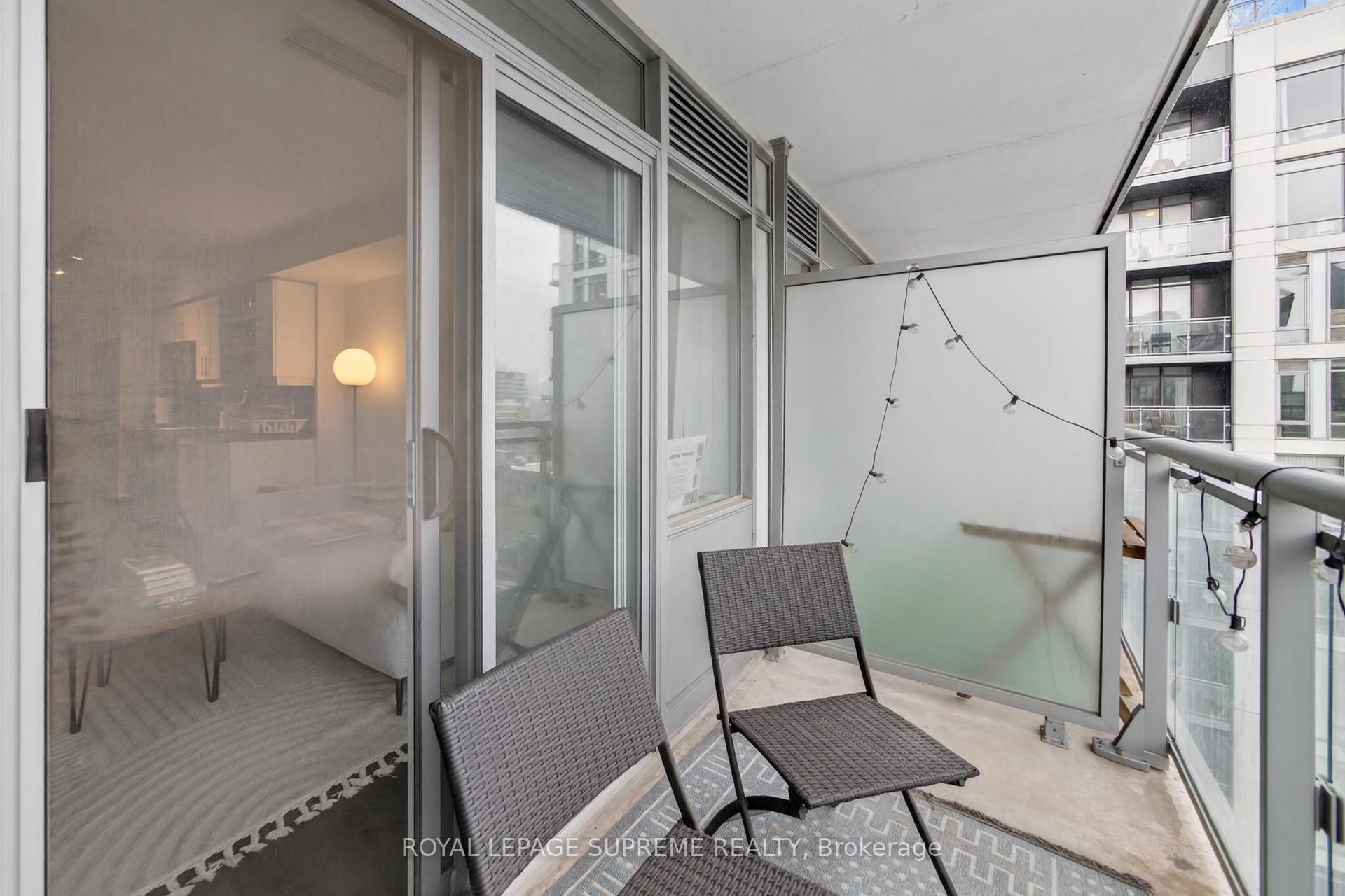 525 Adelaide Street W 1224