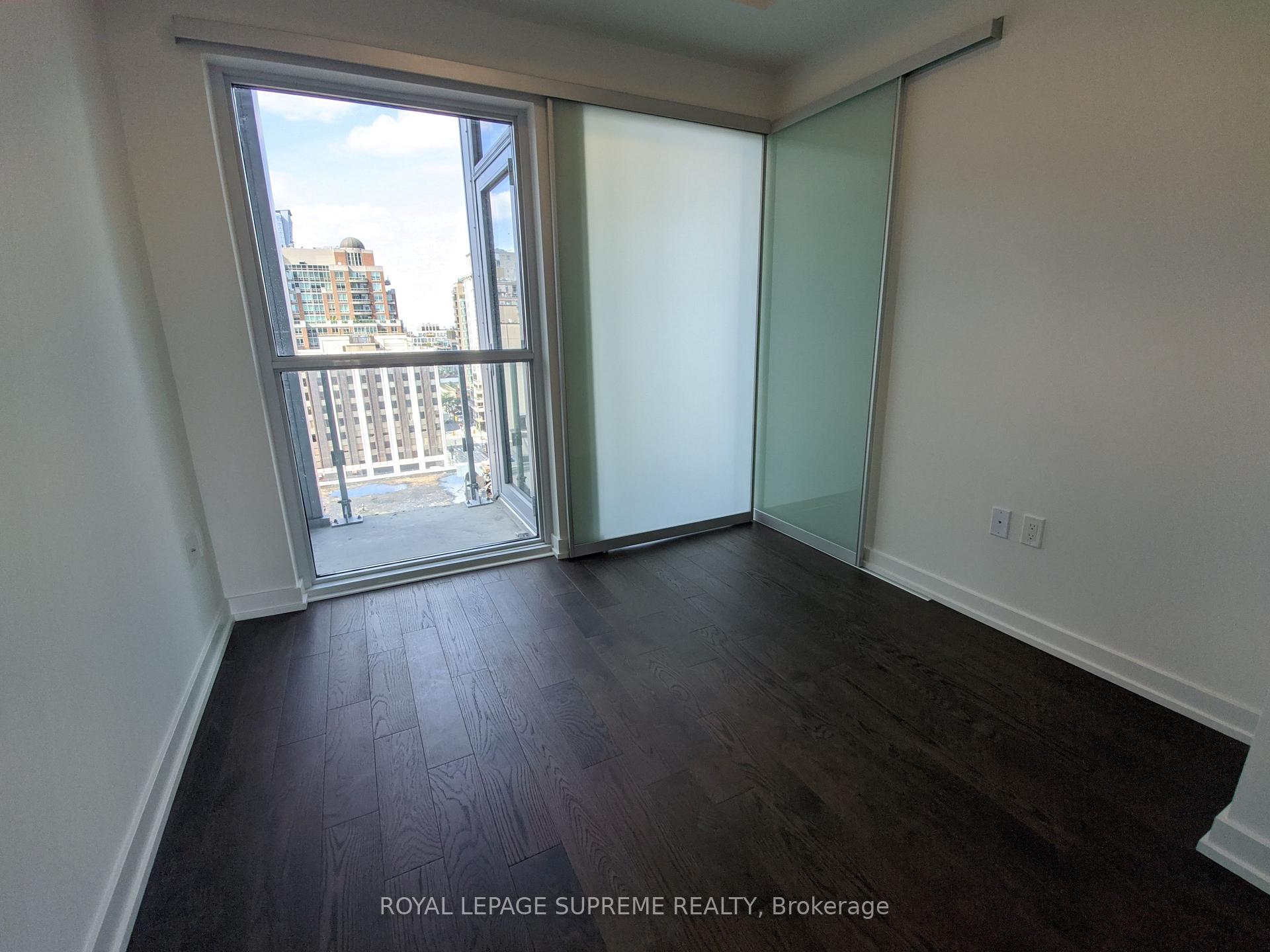 1 Yorkville Avenue 1004