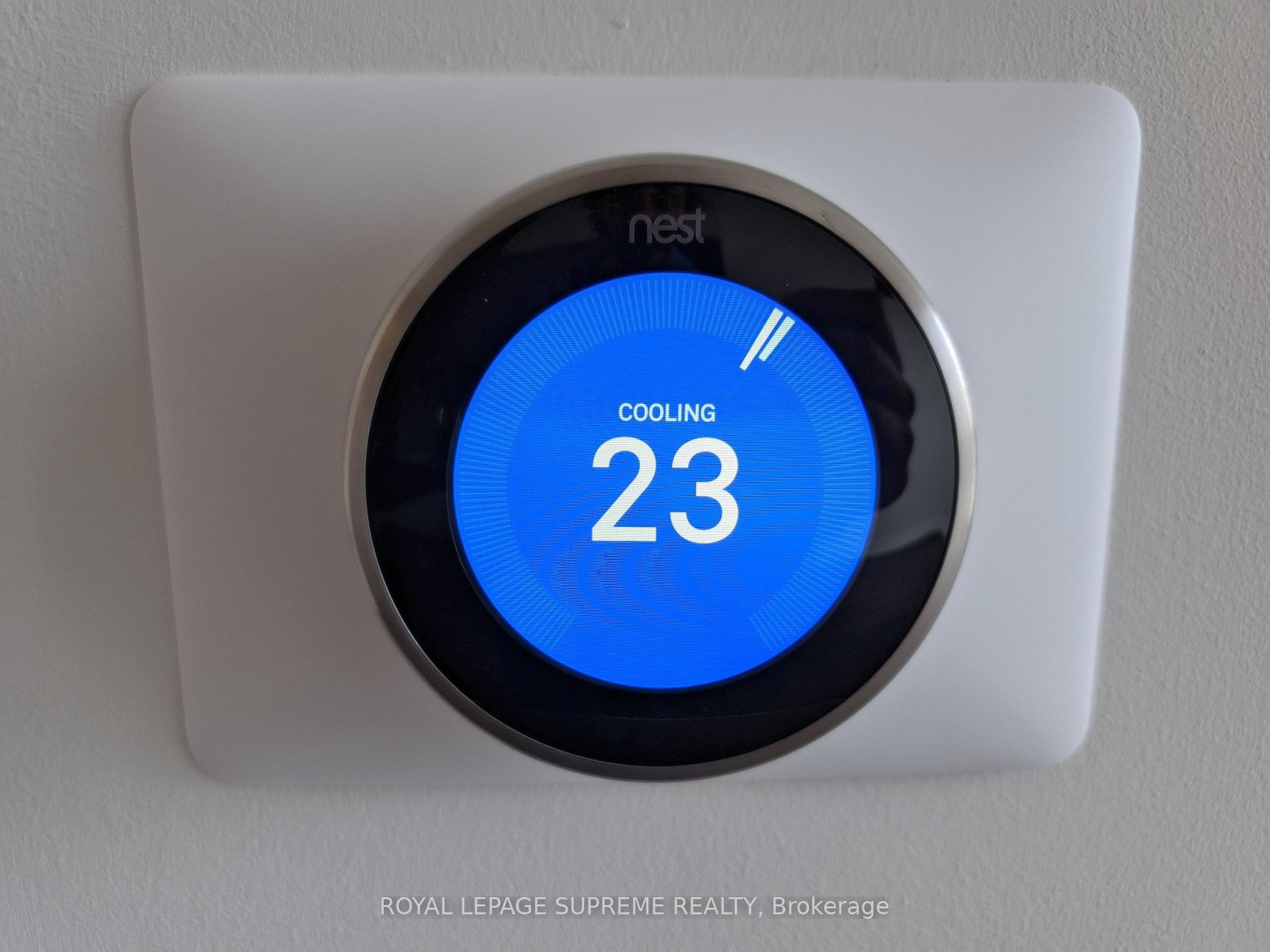 1 Yorkville Avenue 1004