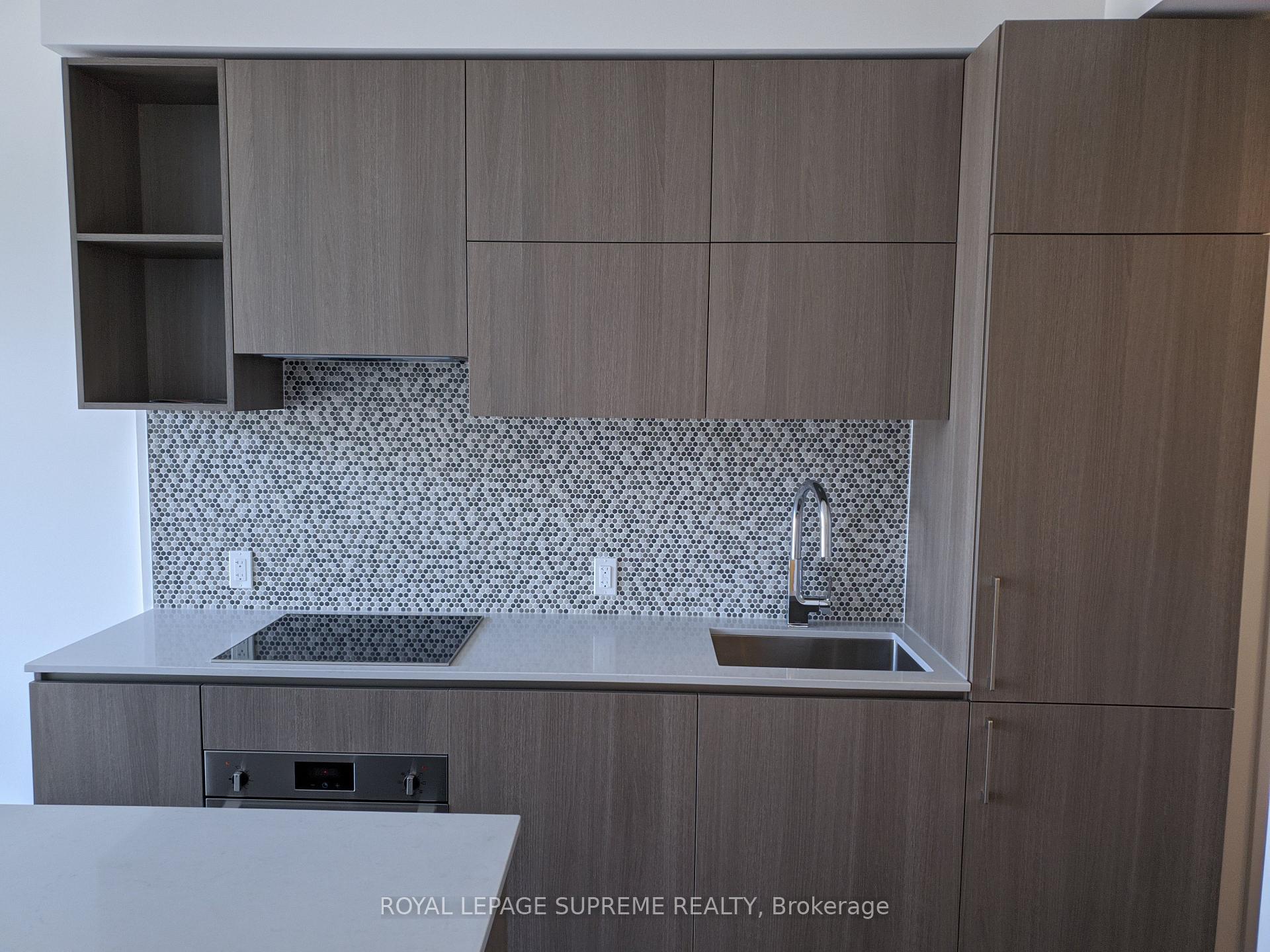 1 Yorkville Avenue 1004